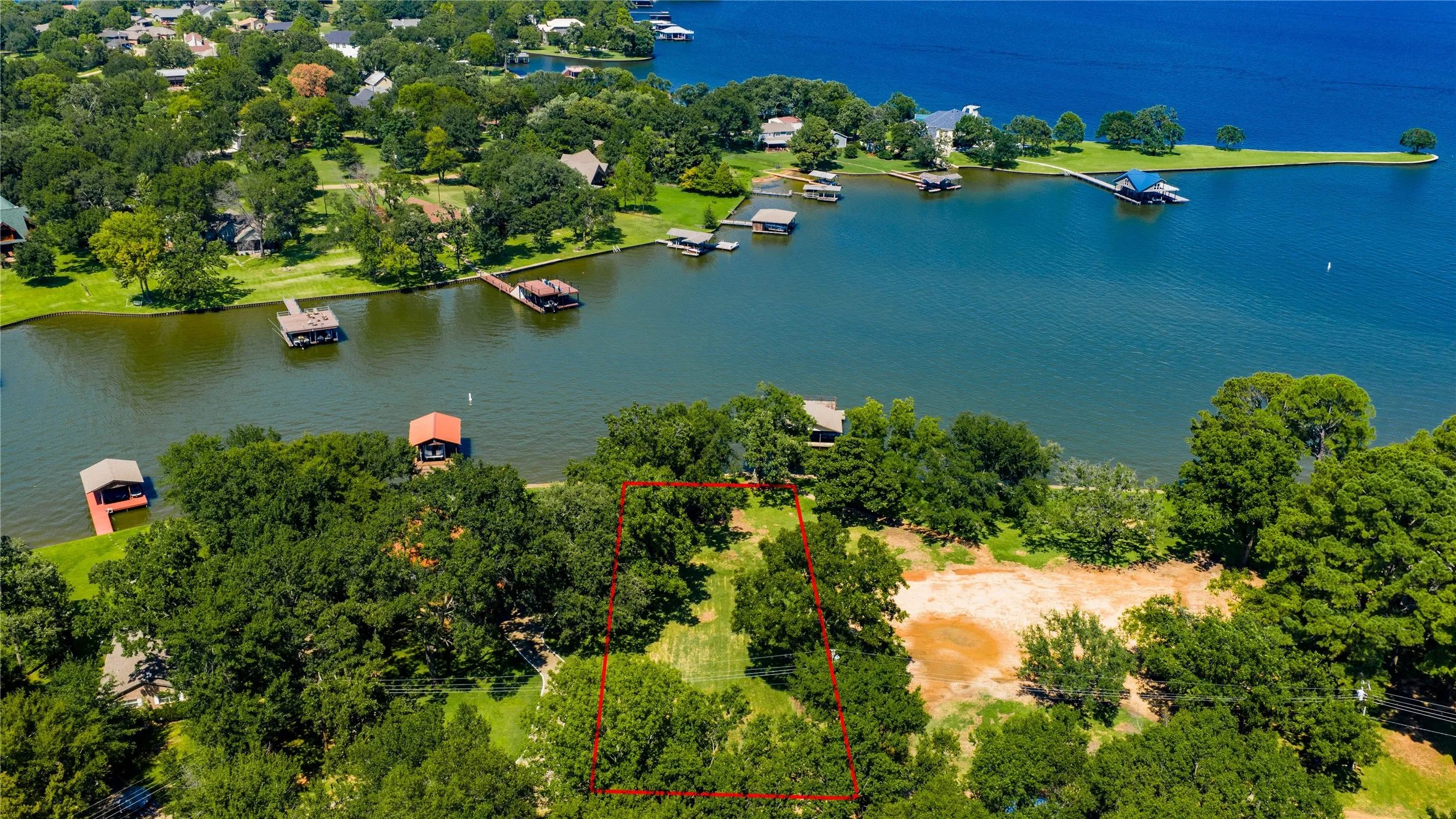 Unimproved Land For Sale in Henderson County , TBD Lot 27 Tampico Lane, Trinidad, Texas 75163, 0, 0, Garage spaces, 0 Sqft, built in 0, mls#21032317, Real Estate Agent in Trinidad, Homes For Sale in Henderson county, Homes For Sale in Trinidad, Realtor in Trinidad Texas, Real Estate Brokerage Independent Realty Texas, Luminita Cordes Realtor