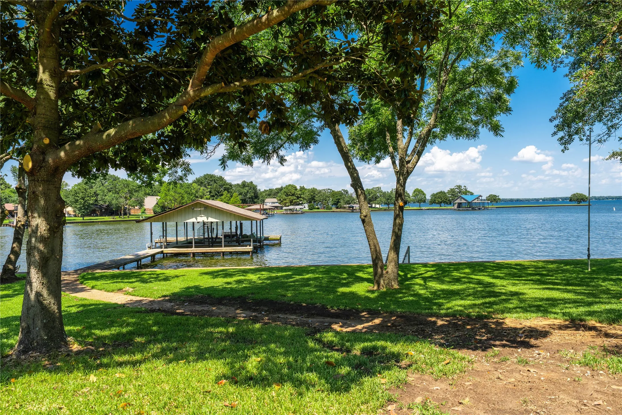 Unimproved Land For Sale in Henderson County , TBD LOTS 26, 62 Tampico Lane, Trinidad, Texas 75163, 0, 0, Garage spaces, 0 Sqft, built in 0, Price $689,000, mls#21032337, Real Estate Agent in Trinidad, Homes For Sale in Henderson county, Homes For Sale in Trinidad, Realtor in Trinidad Texas, Real Estate Brokerage Independent Realty Texas, Luminita Cordes Realtor