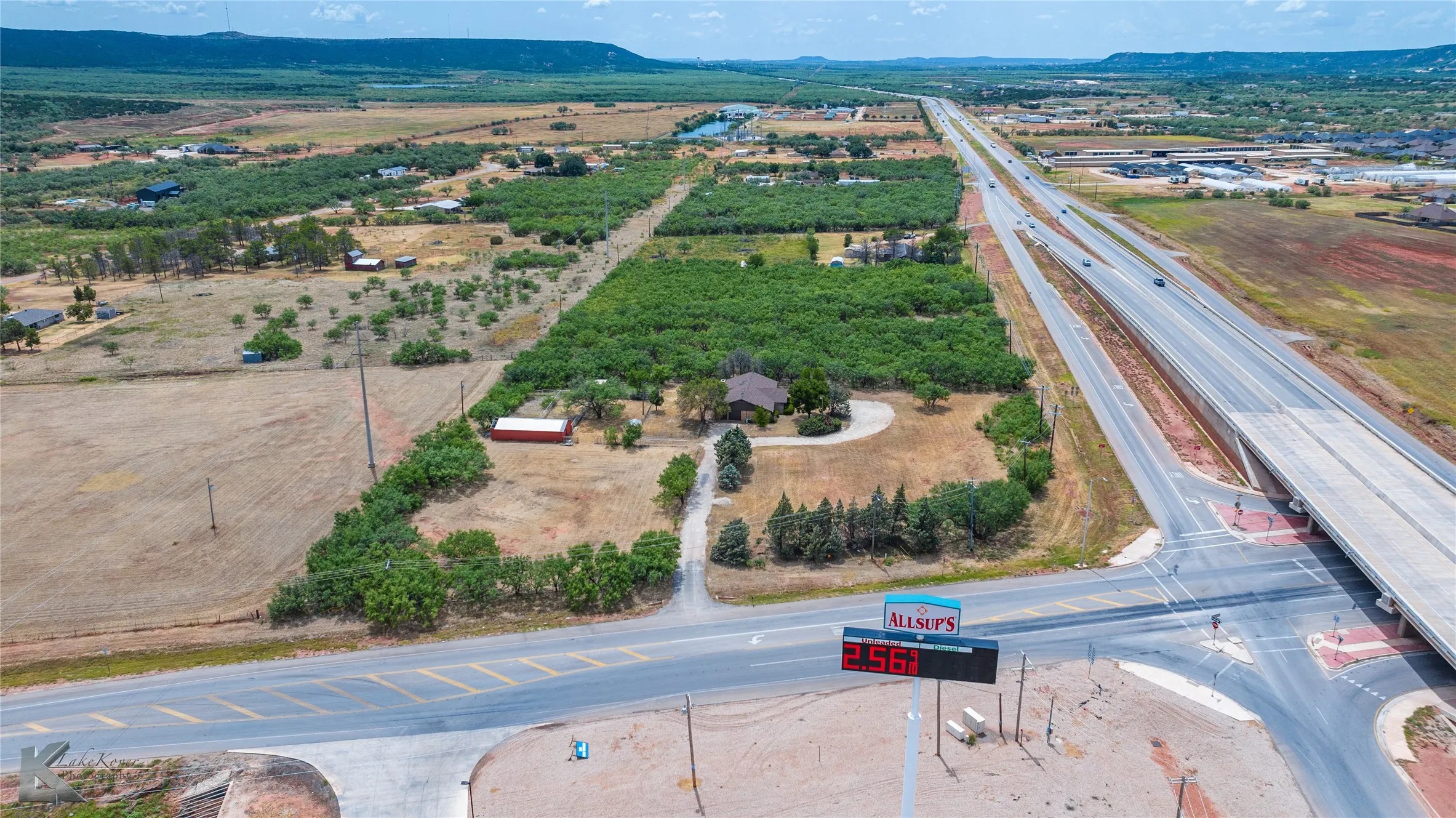 Unimproved Land For Sale in Taylor County , 1045 Clark & HWY 83/84 Road, Abilene, Texas 79602, 0, 0, Garage spaces, 0 Sqft, built in 1977, Preowned, mls#21036384, Real Estate Agent in Abilene, Homes For Sale in Taylor county, Homes For Sale in Abilene, Realtor in Abilene Texas, Real Estate Brokerage Independent Realty Texas, Luminita Cordes Realtor