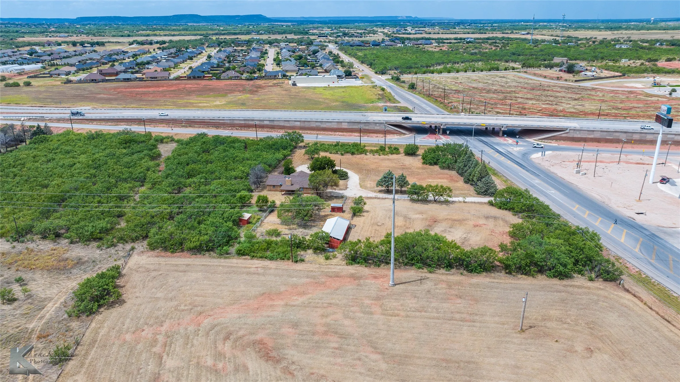 Unimproved Land For Sale in Taylor County , 1045 Clark & HWY 83/84 Road, Abilene, Texas 79602, 0, 0, Garage spaces, 0 Sqft, built in 1977, Preowned, mls#21036384, Real Estate Agent in Abilene, Homes For Sale in Taylor county, Homes For Sale in Abilene, Realtor in Abilene Texas, Real Estate Brokerage Independent Realty Texas, Luminita Cordes Realtor