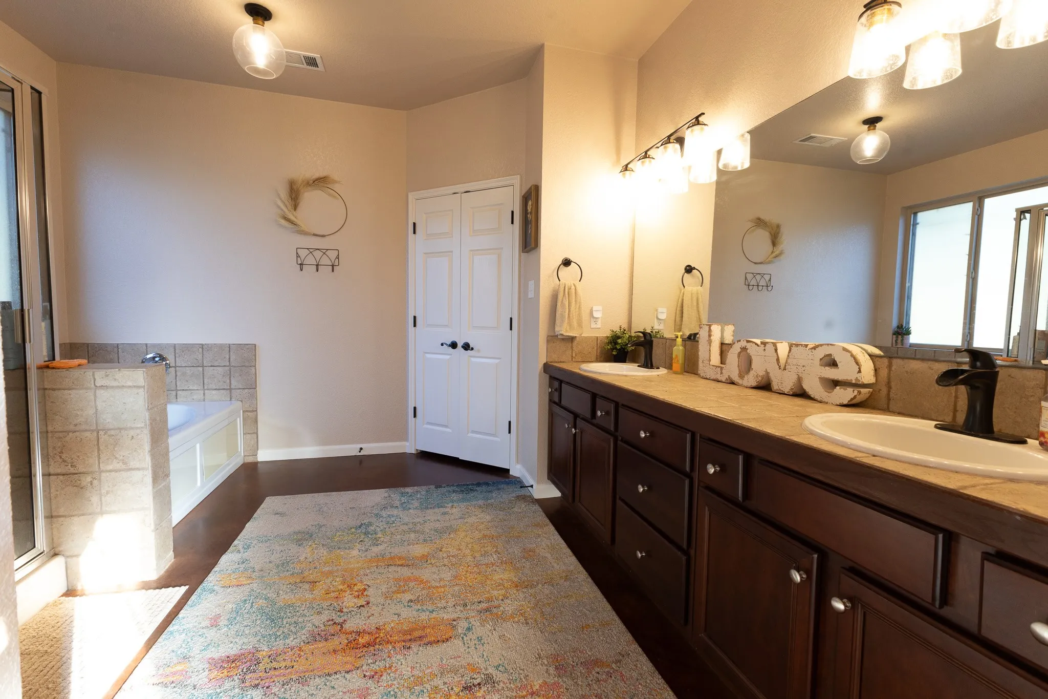 Single Family Residence For Sale in Brown County , 11240 County Road 454, Brownwood, Texas 76801, 3 Bedroom, 2 Bathroom, 2 Garage spaces, 2,418 Sqft, built in 2008, mls#21037225, Real Estate Agent in Brownwood, Homes For Sale in Brown county, Homes For Sale in Brownwood, Realtor in Brownwood Texas, Real Estate Brokerage Independent Realty Texas, Luminita Cordes Realtor