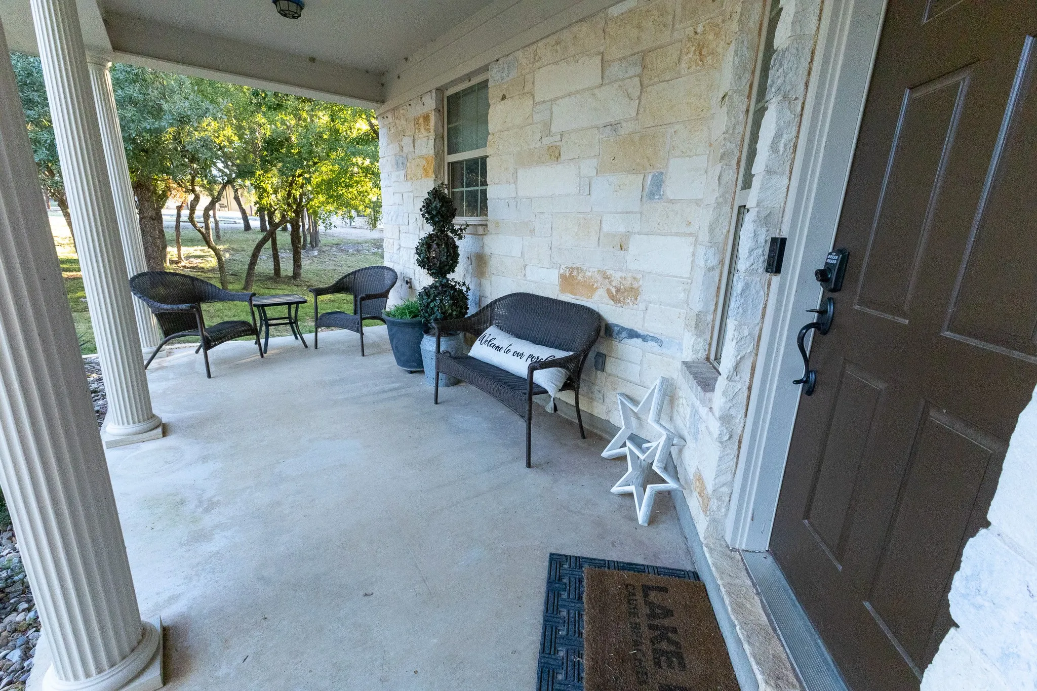 Single Family Residence For Sale in Brown County , 11240 County Road 454, Brownwood, Texas 76801, 3 Bedroom, 2 Bathroom, 2 Garage spaces, 2,418 Sqft, built in 2008, mls#21037225, Real Estate Agent in Brownwood, Homes For Sale in Brown county, Homes For Sale in Brownwood, Realtor in Brownwood Texas, Real Estate Brokerage Independent Realty Texas, Luminita Cordes Realtor