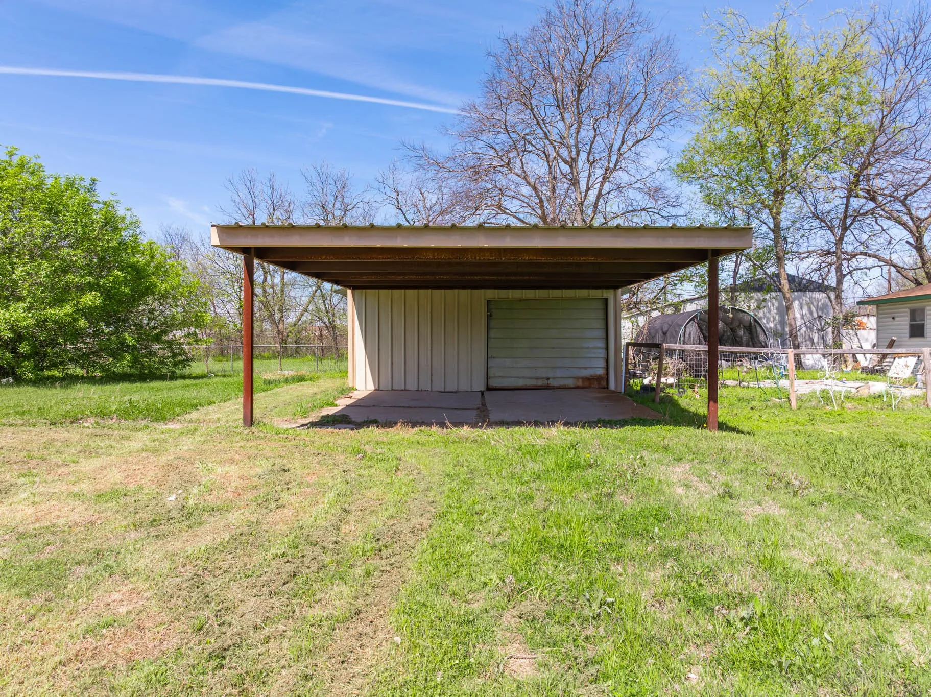 Improved Land For Sale in Mc Lennan County , 509 Navarro Avenue, Mart, Texas 76664, 0, 0, Garage spaces, 0 Sqft, built in 0, Price $35,000, mls#21037986, Real Estate Agent in Mart, Homes For Sale in Mc Lennan county, Homes For Sale in Mart, Realtor in Mart Texas, Real Estate Brokerage Independent Realty Texas, Luminita Cordes Realtor