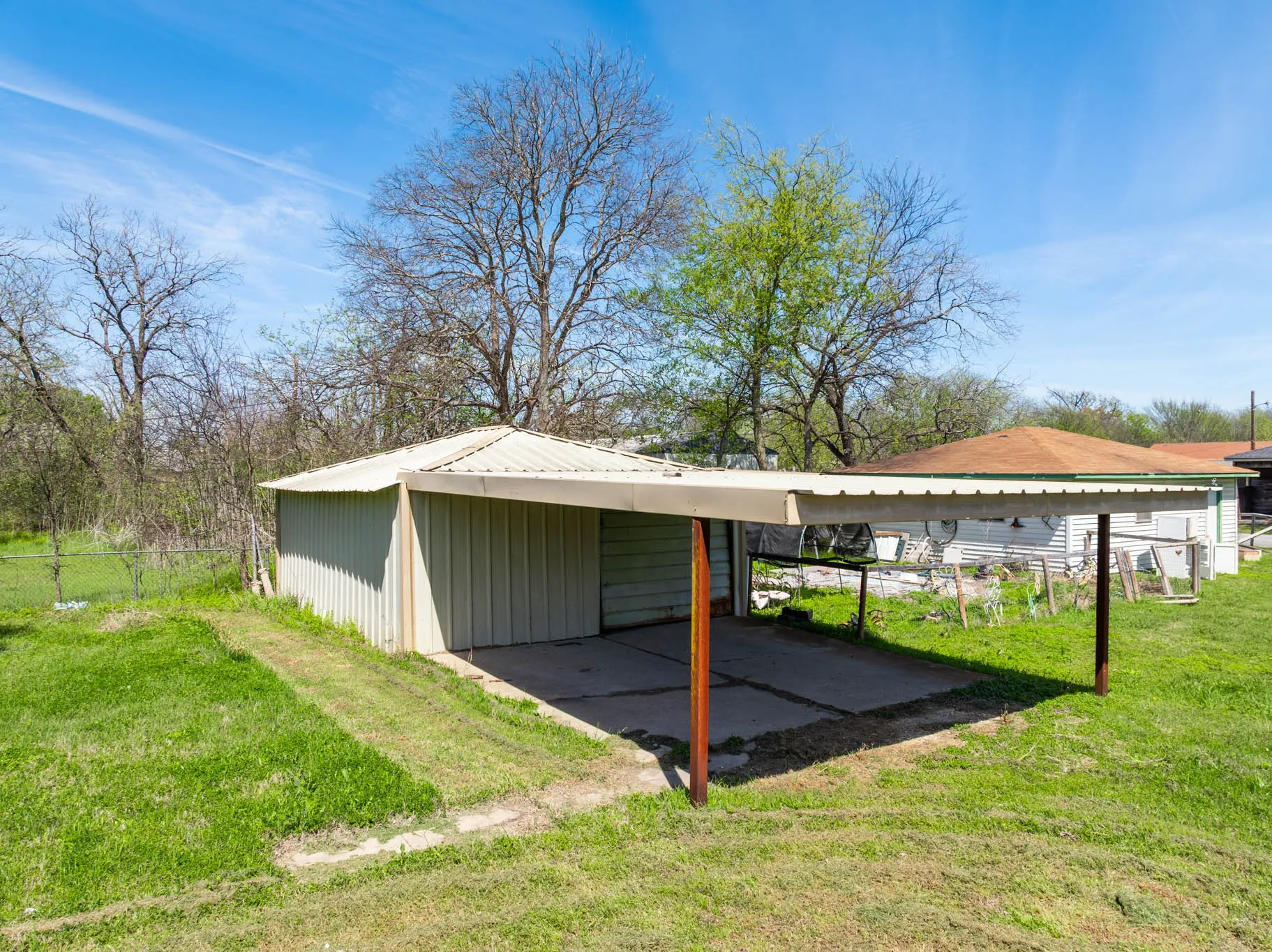 Improved Land For Sale in Mc Lennan County , 509 Navarro Avenue, Mart, Texas 76664, 0, 0, Garage spaces, 0 Sqft, built in 0, Price $35,000, mls#21037986, Real Estate Agent in Mart, Homes For Sale in Mc Lennan county, Homes For Sale in Mart, Realtor in Mart Texas, Real Estate Brokerage Independent Realty Texas, Luminita Cordes Realtor