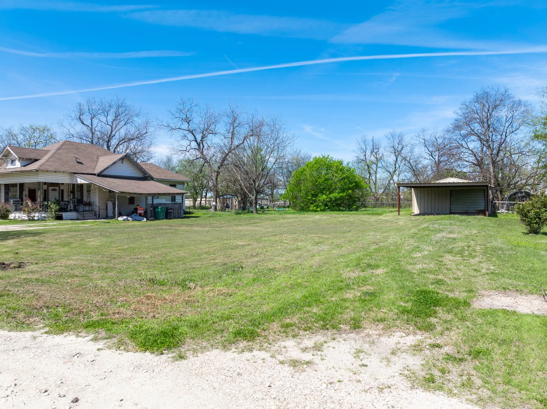 Improved Land For Sale in Mc Lennan County , 509 Navarro Avenue, Mart, Texas 76664, 0, 0, Garage spaces, 0 Sqft, built in 0, Price $35,000, mls#21037986, Real Estate Agent in Mart, Homes For Sale in Mc Lennan county, Homes For Sale in Mart, Realtor in Mart Texas, Real Estate Brokerage Independent Realty Texas, Luminita Cordes Realtor