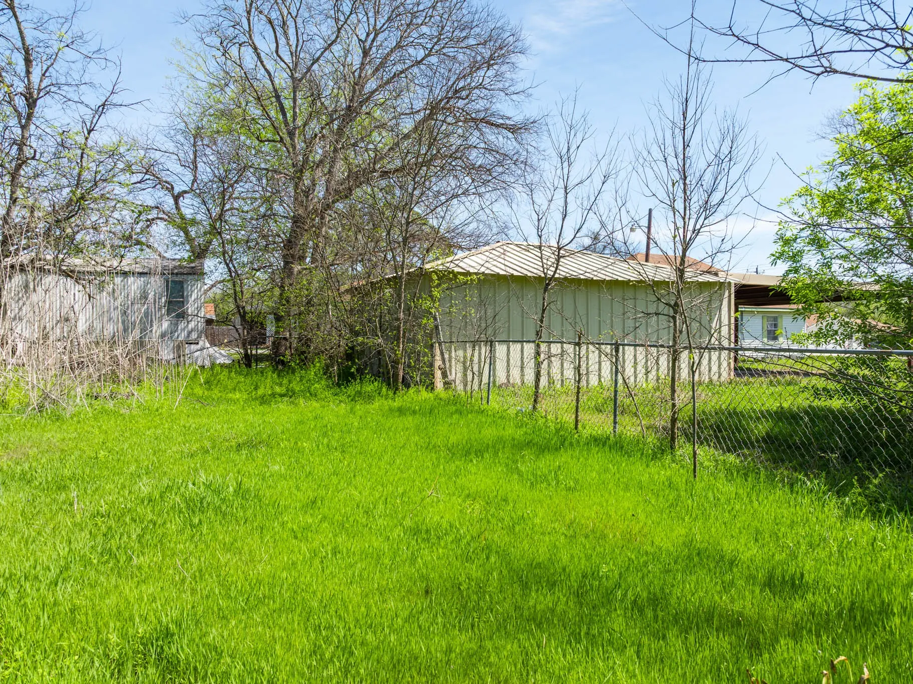 Improved Land For Sale in Mc Lennan County , 509 Navarro Avenue, Mart, Texas 76664, 0, 0, Garage spaces, 0 Sqft, built in 0, Price $35,000, mls#21037986, Real Estate Agent in Mart, Homes For Sale in Mc Lennan county, Homes For Sale in Mart, Realtor in Mart Texas, Real Estate Brokerage Independent Realty Texas, Luminita Cordes Realtor