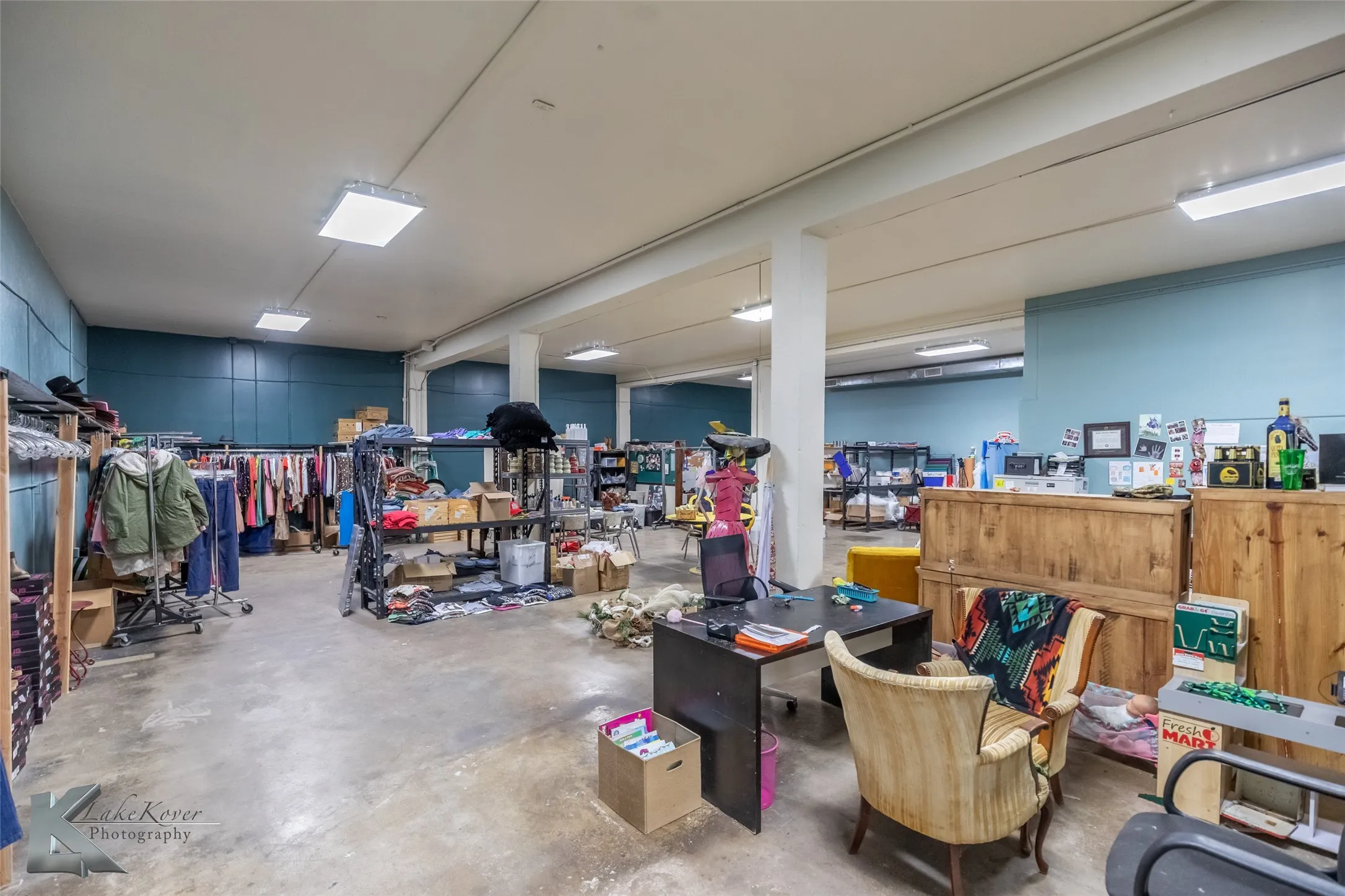 Retail For Sale in Taylor County , 1315 S 1st Street, Abilene, Texas 79602, 0, 0, Garage spaces, 0 Sqft, built in 1928, Preowned, mls#21032160, Real Estate Agent in Abilene, Homes For Sale in Taylor county, Homes For Sale in Abilene, Realtor in Abilene Texas, Real Estate Brokerage Independent Realty Texas, Luminita Cordes Realtor