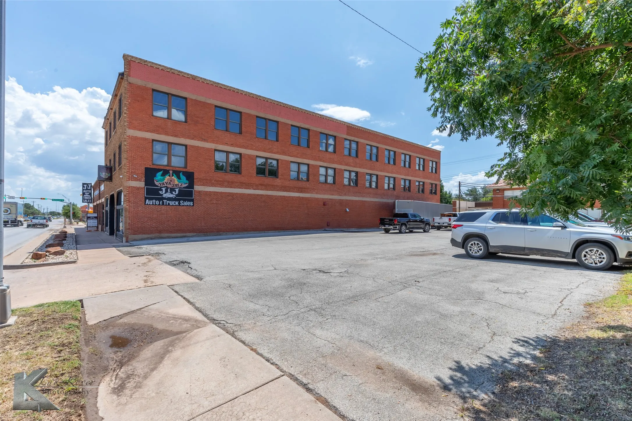 Retail For Sale in Taylor County , 1315 S 1st Street, Abilene, Texas 79602, 0, 0, Garage spaces, 0 Sqft, built in 1928, Preowned, mls#21032160, Real Estate Agent in Abilene, Homes For Sale in Taylor county, Homes For Sale in Abilene, Realtor in Abilene Texas, Real Estate Brokerage Independent Realty Texas, Luminita Cordes Realtor