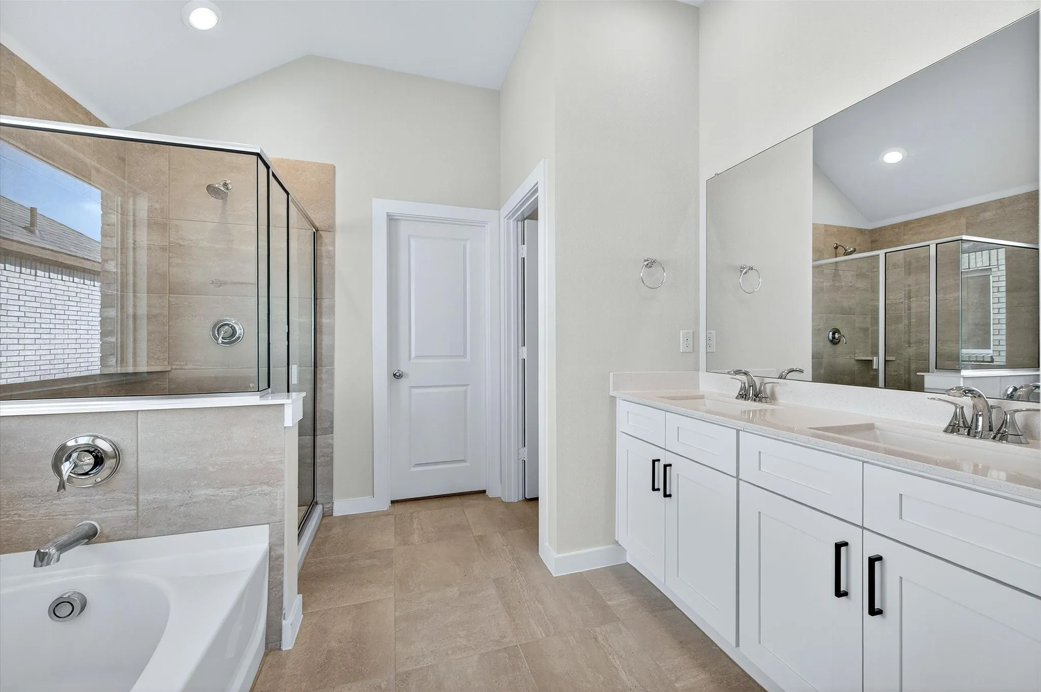 Single Family Residence For Sale in Grayson County , 2220 Trailside Drive, Sherman, Texas 75092, 3 Bedroom, 2 Bathroom, 2 Garage spaces, 1,600 Sqft, built in 2025, New Construction - Complete, mls#21037251, Real Estate Agent in Sherman, Homes For Sale in Grayson county, Homes For Sale in Sherman, Realtor in Sherman Texas, Real Estate Brokerage Independent Realty Texas, Luminita Cordes Realtor