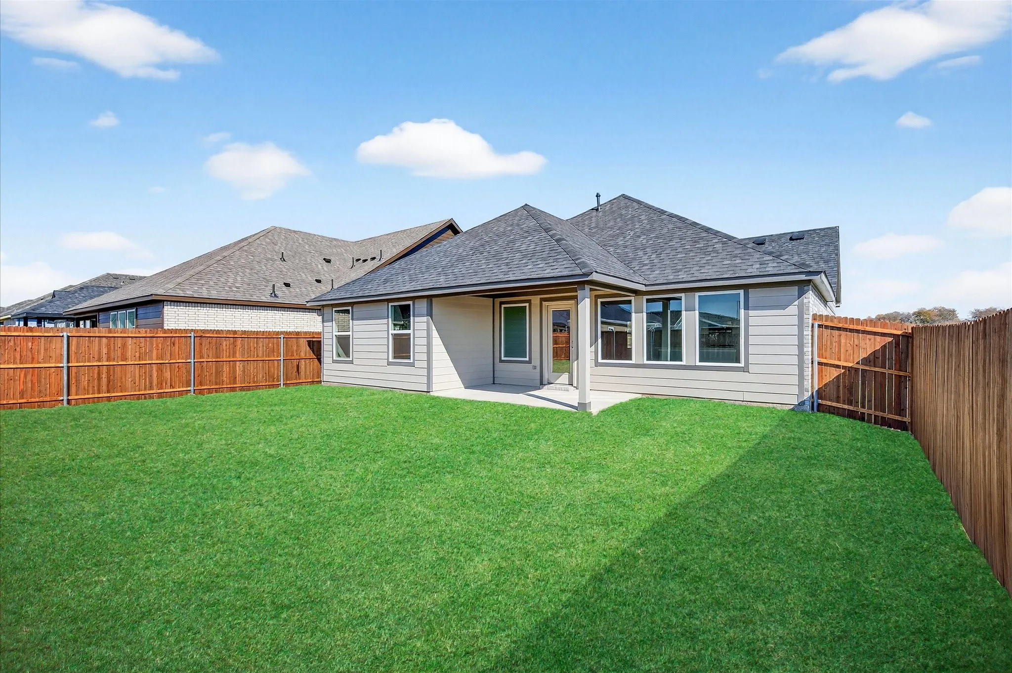 Single Family Residence For Sale in Grayson County , 2220 Trailside Drive, Sherman, Texas 75092, 3 Bedroom, 2 Bathroom, 2 Garage spaces, 1,600 Sqft, built in 2025, New Construction - Complete, mls#21037251, Real Estate Agent in Sherman, Homes For Sale in Grayson county, Homes For Sale in Sherman, Realtor in Sherman Texas, Real Estate Brokerage Independent Realty Texas, Luminita Cordes Realtor