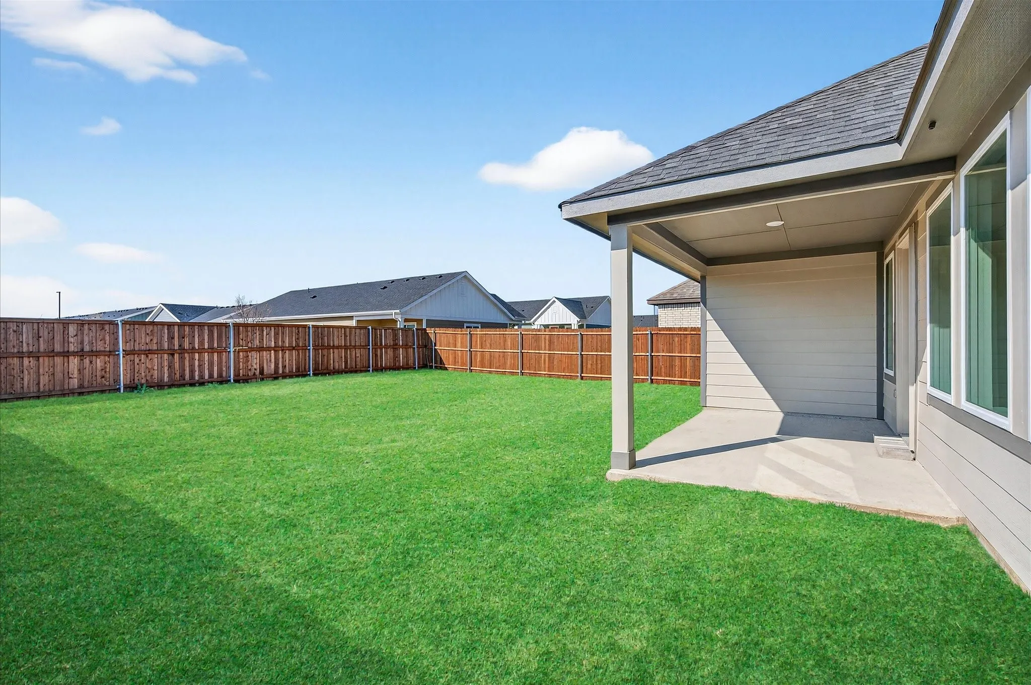 Single Family Residence For Sale in Grayson County , 2220 Trailside Drive, Sherman, Texas 75092, 3 Bedroom, 2 Bathroom, 2 Garage spaces, 1,600 Sqft, built in 2025, New Construction - Complete, mls#21037251, Real Estate Agent in Sherman, Homes For Sale in Grayson county, Homes For Sale in Sherman, Realtor in Sherman Texas, Real Estate Brokerage Independent Realty Texas, Luminita Cordes Realtor