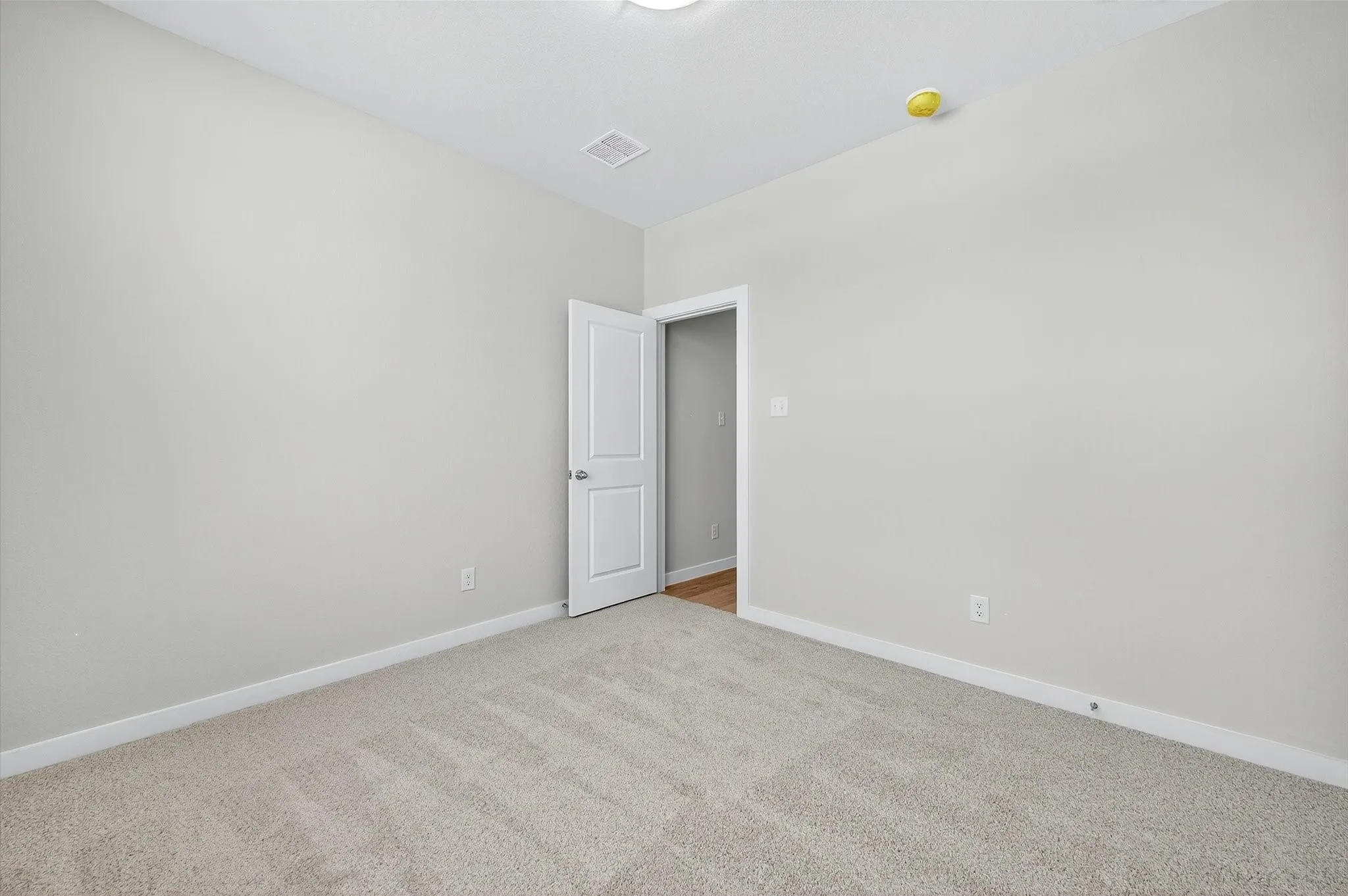 Single Family Residence For Sale in Grayson County , 2220 Trailside Drive, Sherman, Texas 75092, 3 Bedroom, 2 Bathroom, 2 Garage spaces, 1,600 Sqft, built in 2025, New Construction - Complete, mls#21037251, Real Estate Agent in Sherman, Homes For Sale in Grayson county, Homes For Sale in Sherman, Realtor in Sherman Texas, Real Estate Brokerage Independent Realty Texas, Luminita Cordes Realtor
