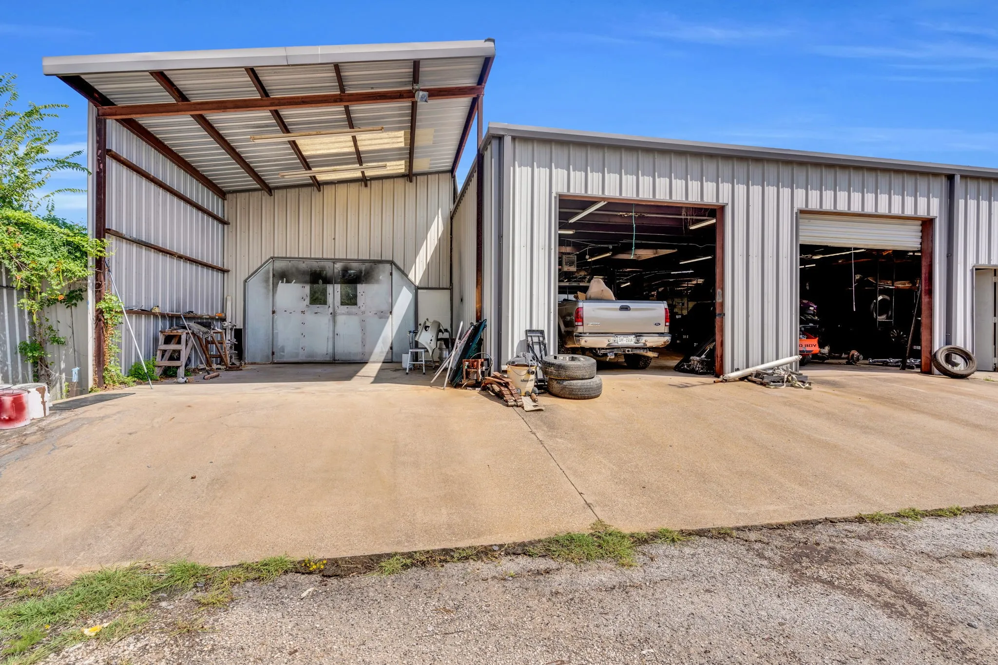 Business For Sale in Freestone County , 475 W Commerce Street, Fairfield, Texas 75840, 0, 0, Garage spaces, 11,162 Sqft, built in 1996, Preowned, Price $1,100,000, mls#21035182, Real Estate Agent in Fairfield, Homes For Sale in Freestone county, Homes For Sale in Fairfield, Realtor in Fairfield Texas, Real Estate Brokerage Independent Realty Texas, Luminita Cordes Realtor