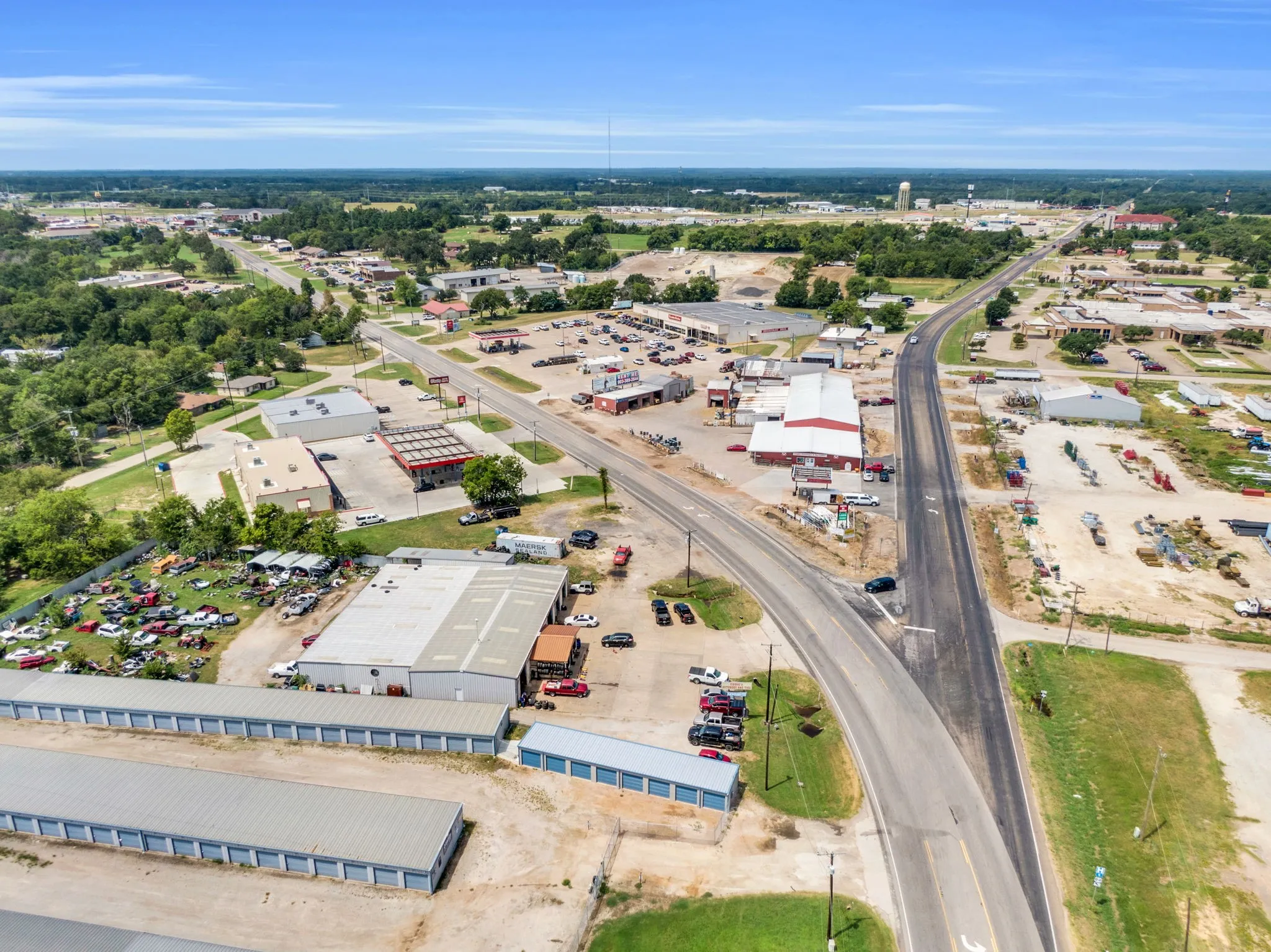 Business For Sale in Freestone County , 475 W Commerce Street, Fairfield, Texas 75840, 0, 0, Garage spaces, 11,162 Sqft, built in 1996, Preowned, Price $1,100,000, mls#21035182, Real Estate Agent in Fairfield, Homes For Sale in Freestone county, Homes For Sale in Fairfield, Realtor in Fairfield Texas, Real Estate Brokerage Independent Realty Texas, Luminita Cordes Realtor
