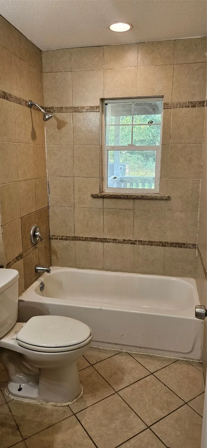 Single Family Residence For Sale in Dallas County , 8613 Elam Road, Dallas, Texas 75217, 3 Bedroom, 1 Bathroom, Garage spaces, 1,088 Sqft, built in 1950, mls#21030098, Real Estate Agent in Dallas, Homes For Sale in Dallas county, Homes For Sale in Dallas, Realtor in Dallas Texas, Real Estate Brokerage Independent Realty Texas, Luminita Cordes Realtor