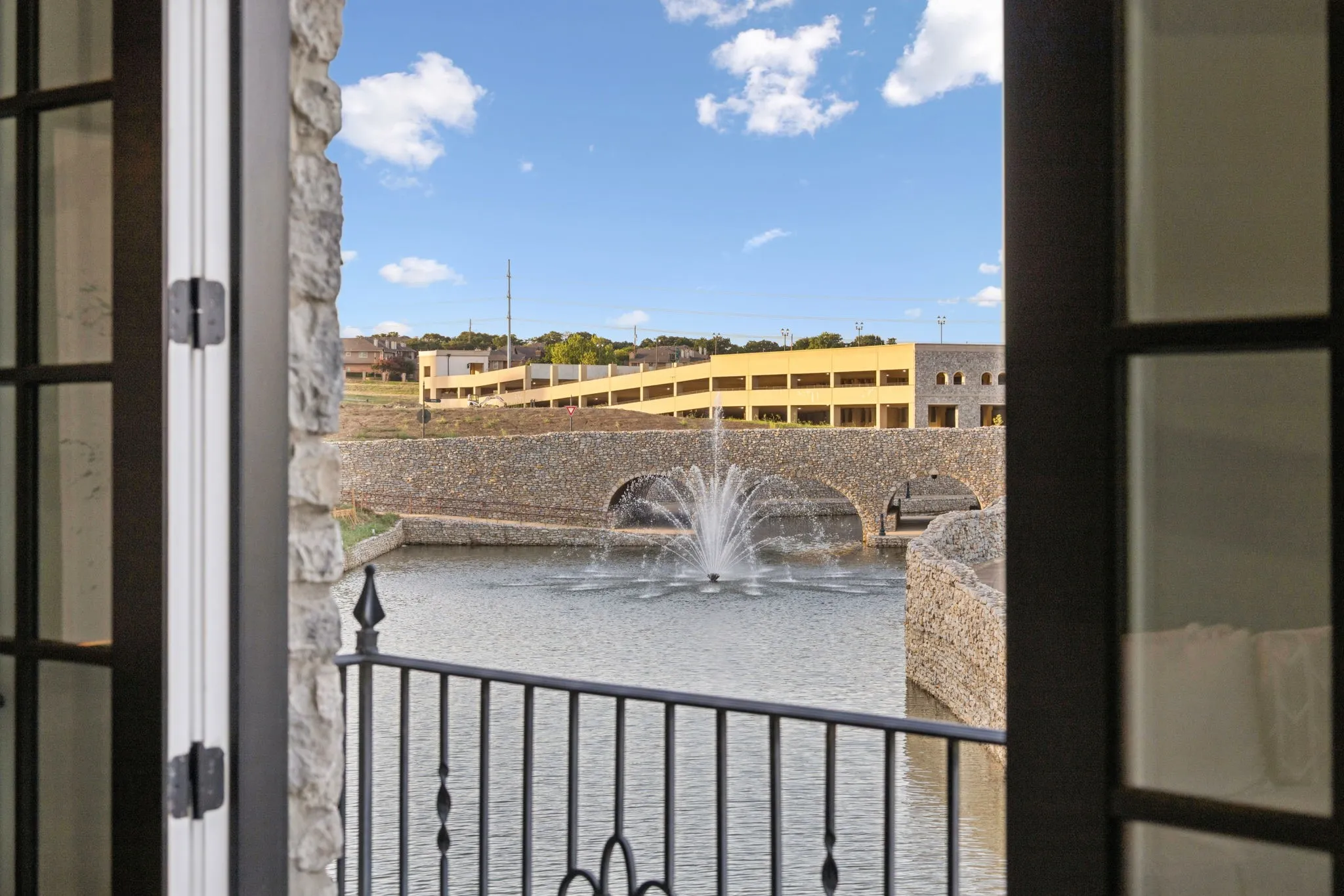 Townhouse For Sale in Tarrant County , 22 Comillas Drive, Westlake, Texas 76262, 3 Bedroom, 5 Bathroom, 2 Garage spaces, 3,434 Sqft, built in 2019, mls#21025664, Real Estate Agent in Westlake, Homes For Sale in Tarrant county, Homes For Sale in Westlake, Realtor in Westlake Texas, Real Estate Brokerage Independent Realty Texas, Luminita Cordes Realtor
