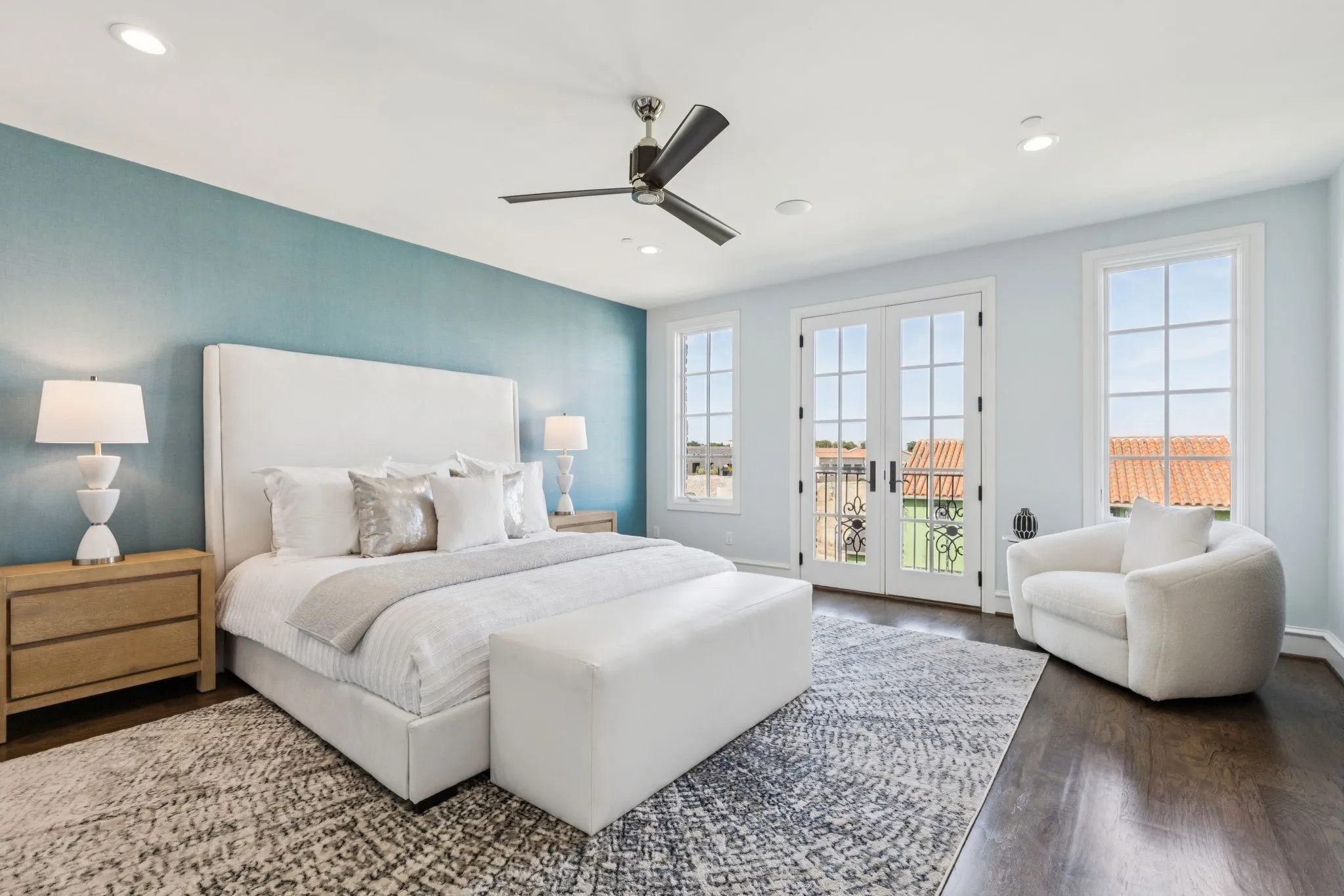 Townhouse For Sale in Tarrant County , 22 Comillas Drive, Westlake, Texas 76262, 3 Bedroom, 5 Bathroom, 2 Garage spaces, 3,434 Sqft, built in 2019, mls#21025664, Real Estate Agent in Westlake, Homes For Sale in Tarrant county, Homes For Sale in Westlake, Realtor in Westlake Texas, Real Estate Brokerage Independent Realty Texas, Luminita Cordes Realtor