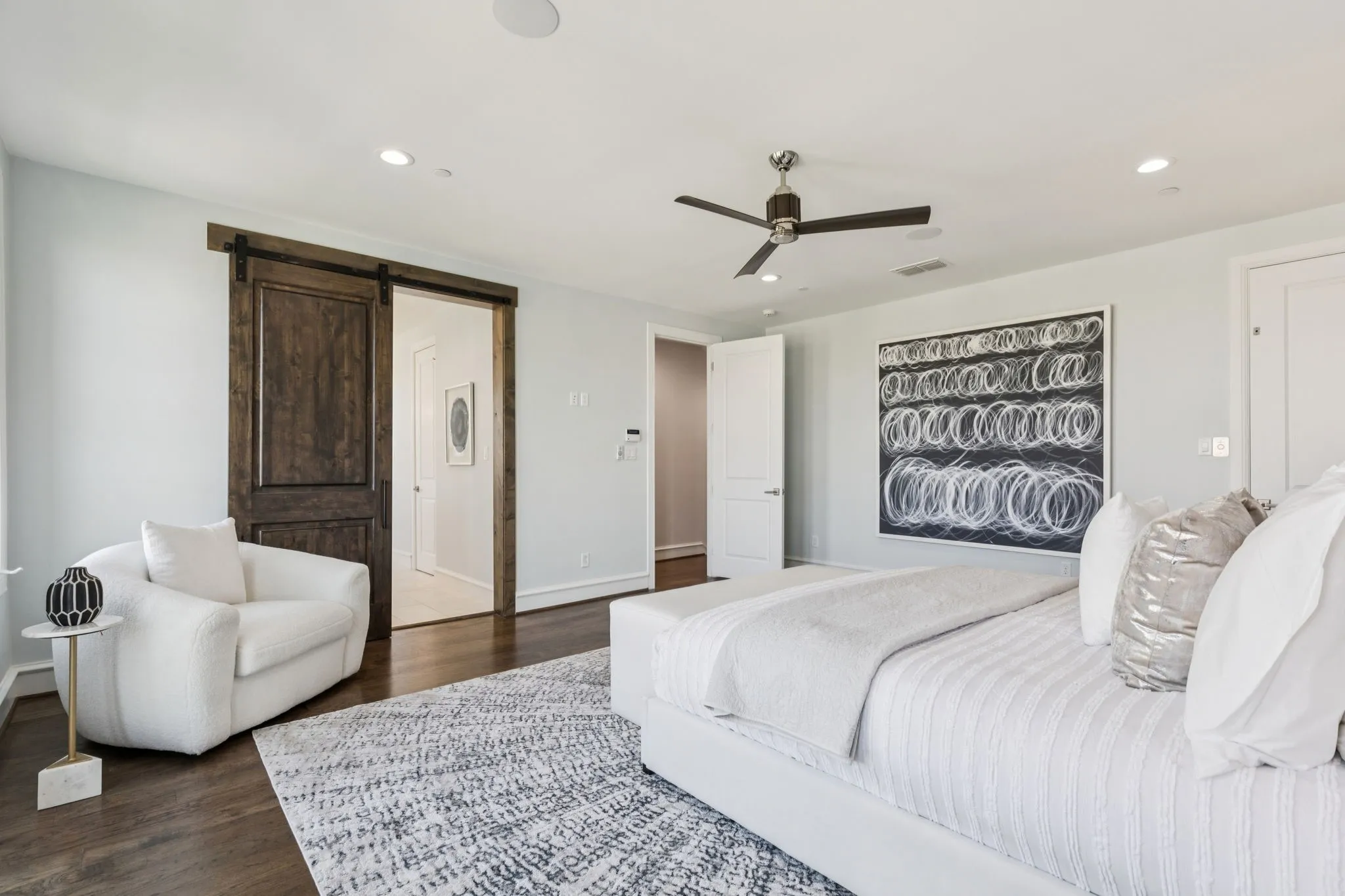 Townhouse For Sale in Tarrant County , 22 Comillas Drive, Westlake, Texas 76262, 3 Bedroom, 5 Bathroom, 2 Garage spaces, 3,434 Sqft, built in 2019, mls#21025664, Real Estate Agent in Westlake, Homes For Sale in Tarrant county, Homes For Sale in Westlake, Realtor in Westlake Texas, Real Estate Brokerage Independent Realty Texas, Luminita Cordes Realtor