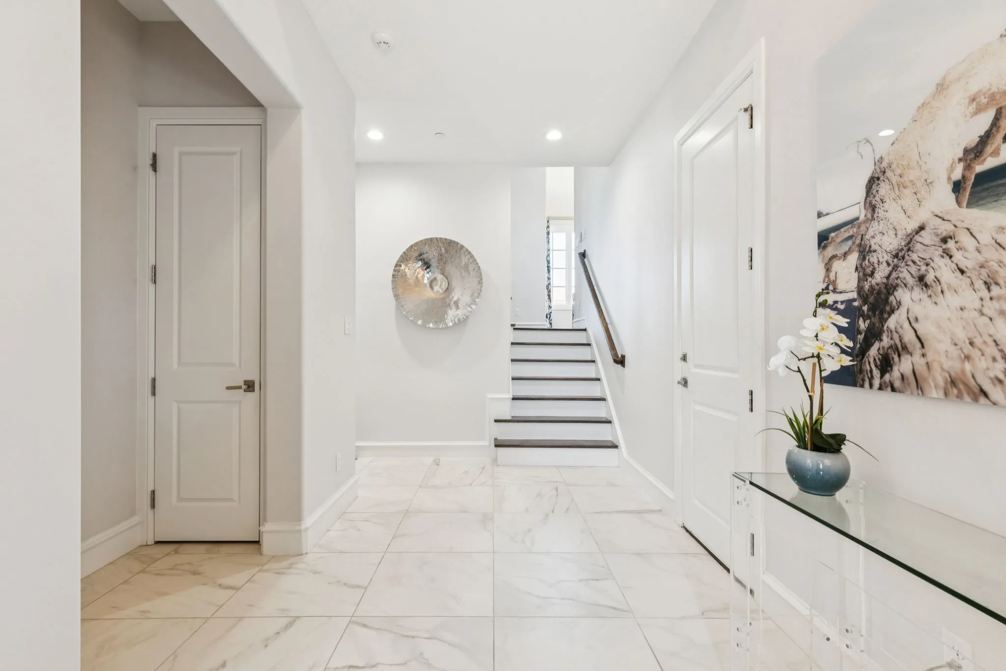 Townhouse For Sale in Tarrant County , 22 Comillas Drive, Westlake, Texas 76262, 3 Bedroom, 5 Bathroom, 2 Garage spaces, 3,434 Sqft, built in 2019, mls#21025664, Real Estate Agent in Westlake, Homes For Sale in Tarrant county, Homes For Sale in Westlake, Realtor in Westlake Texas, Real Estate Brokerage Independent Realty Texas, Luminita Cordes Realtor