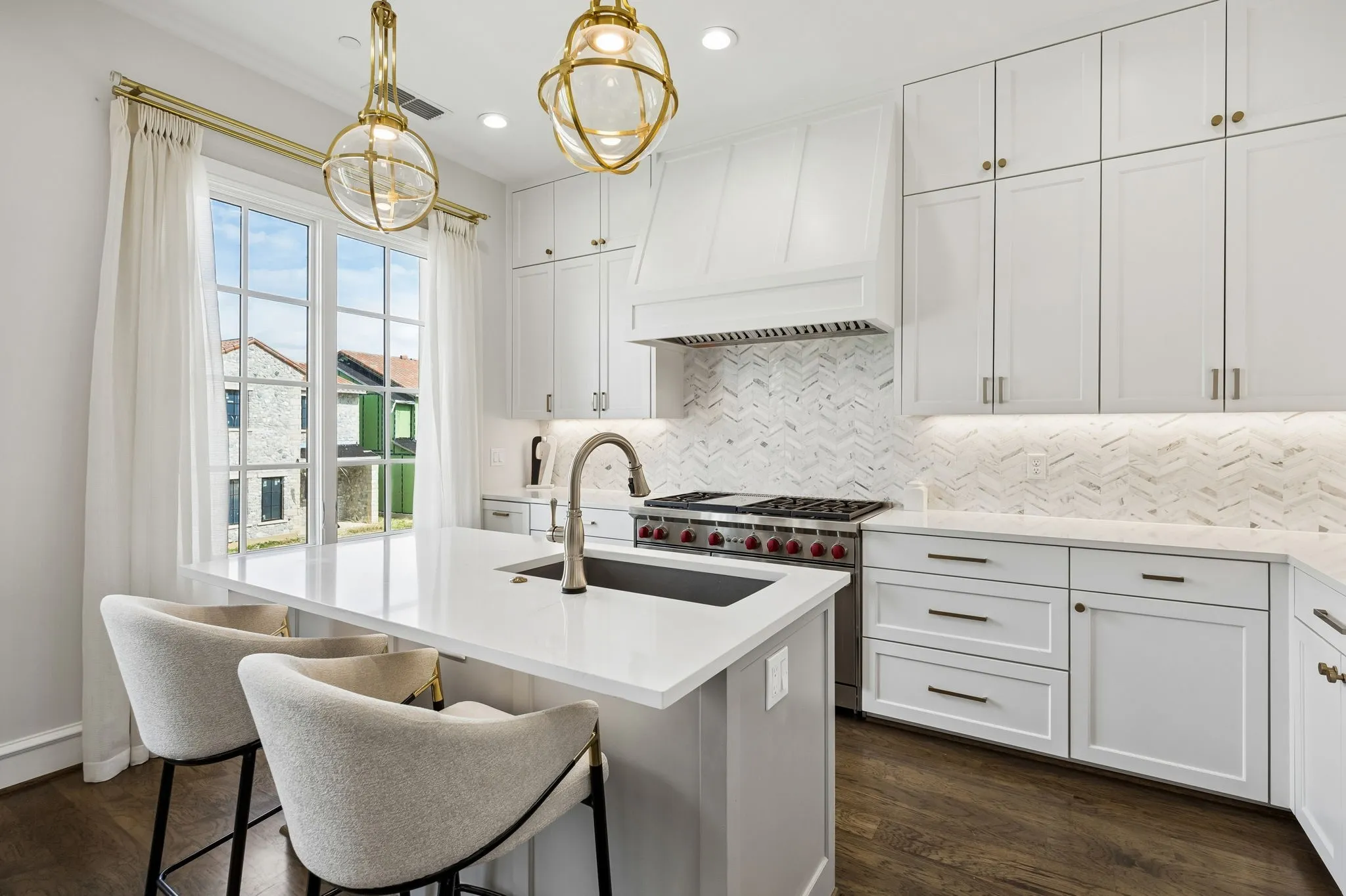 Townhouse For Sale in Tarrant County , 22 Comillas Drive, Westlake, Texas 76262, 3 Bedroom, 5 Bathroom, 2 Garage spaces, 3,434 Sqft, built in 2019, mls#21025664, Real Estate Agent in Westlake, Homes For Sale in Tarrant county, Homes For Sale in Westlake, Realtor in Westlake Texas, Real Estate Brokerage Independent Realty Texas, Luminita Cordes Realtor