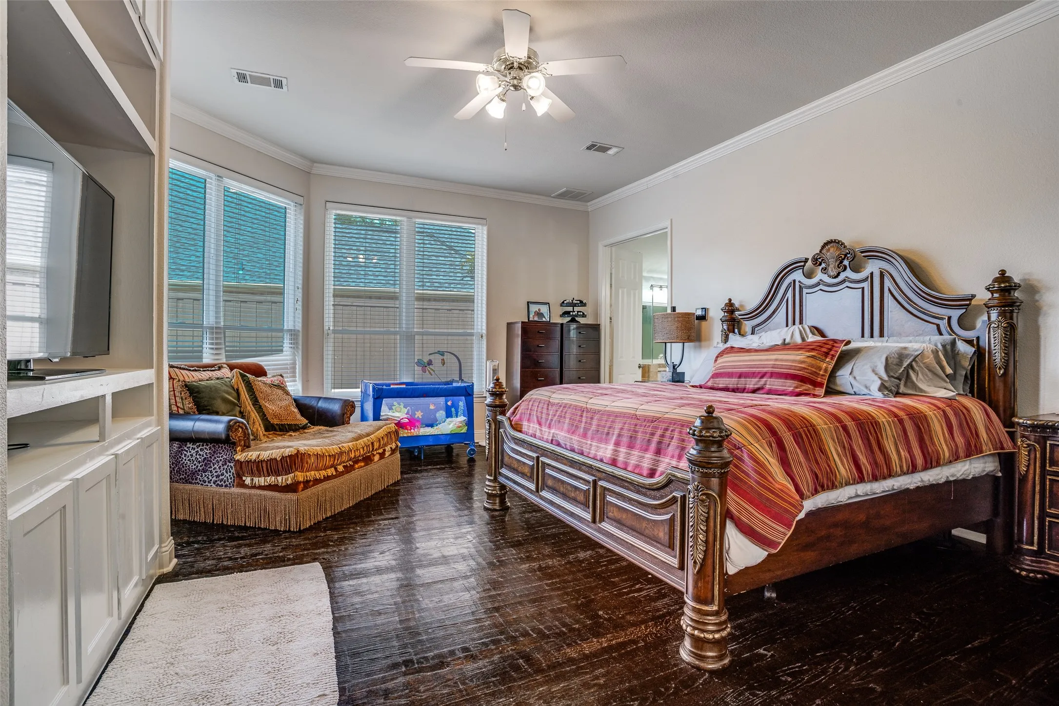 Single Family Residence For Sale in Collin County , 1221 Bridgeway Lane, Allen, Texas 75013, 4 Bedroom, 4 Bathroom, 3 Garage spaces, 4,021 Sqft, built in 2001, mls#21036337, Real Estate Agent in Allen, Homes For Sale in Collin county, Homes For Sale in Allen, Realtor in Allen Texas, Real Estate Brokerage Independent Realty Texas, Luminita Cordes Realtor