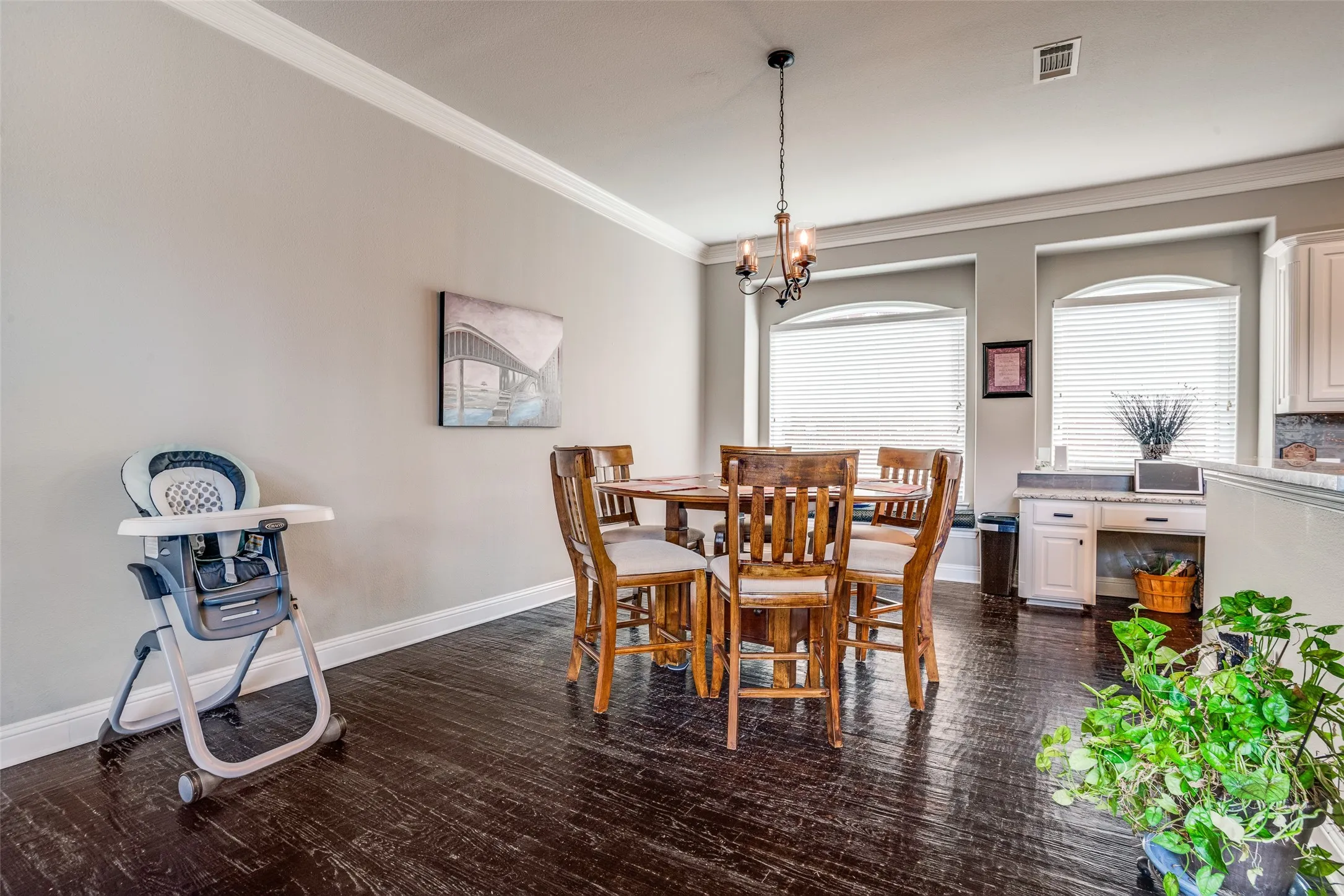 Single Family Residence For Sale in Collin County , 1221 Bridgeway Lane, Allen, Texas 75013, 4 Bedroom, 4 Bathroom, 3 Garage spaces, 4,021 Sqft, built in 2001, mls#21036337, Real Estate Agent in Allen, Homes For Sale in Collin county, Homes For Sale in Allen, Realtor in Allen Texas, Real Estate Brokerage Independent Realty Texas, Luminita Cordes Realtor