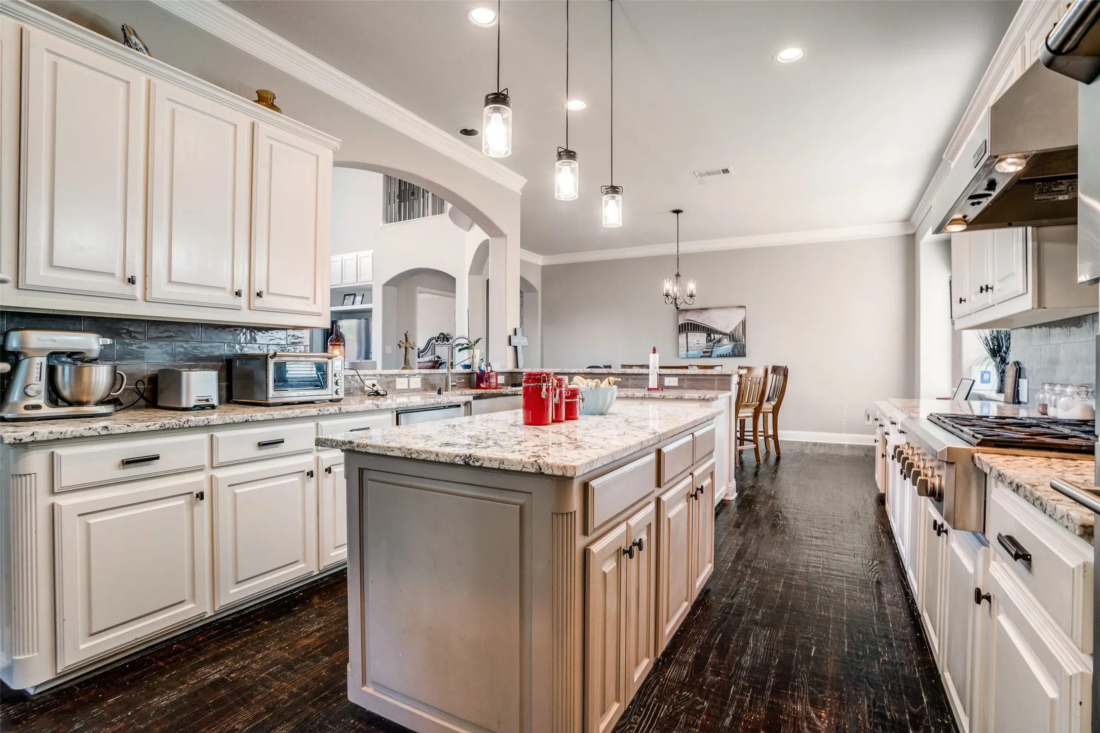 Single Family Residence For Sale in Collin County , 1221 Bridgeway Lane, Allen, Texas 75013, 4 Bedroom, 4 Bathroom, 3 Garage spaces, 4,021 Sqft, built in 2001, mls#21036337, Real Estate Agent in Allen, Homes For Sale in Collin county, Homes For Sale in Allen, Realtor in Allen Texas, Real Estate Brokerage Independent Realty Texas, Luminita Cordes Realtor