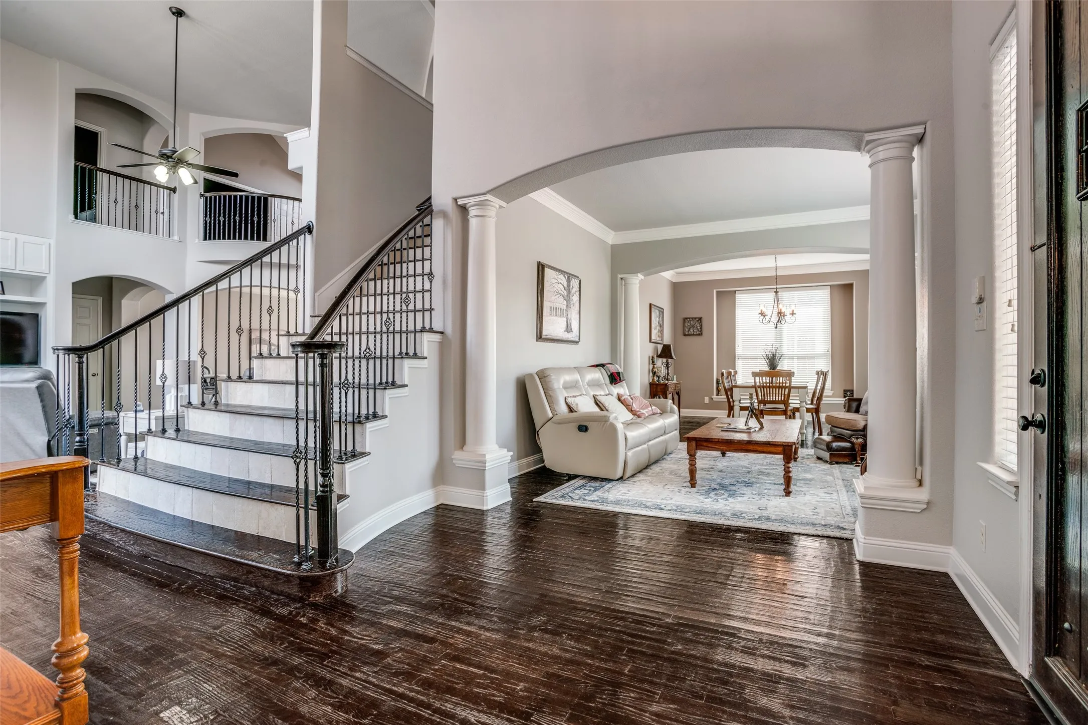 Single Family Residence For Sale in Collin County , 1221 Bridgeway Lane, Allen, Texas 75013, 4 Bedroom, 4 Bathroom, 3 Garage spaces, 4,021 Sqft, built in 2001, mls#21036337, Real Estate Agent in Allen, Homes For Sale in Collin county, Homes For Sale in Allen, Realtor in Allen Texas, Real Estate Brokerage Independent Realty Texas, Luminita Cordes Realtor