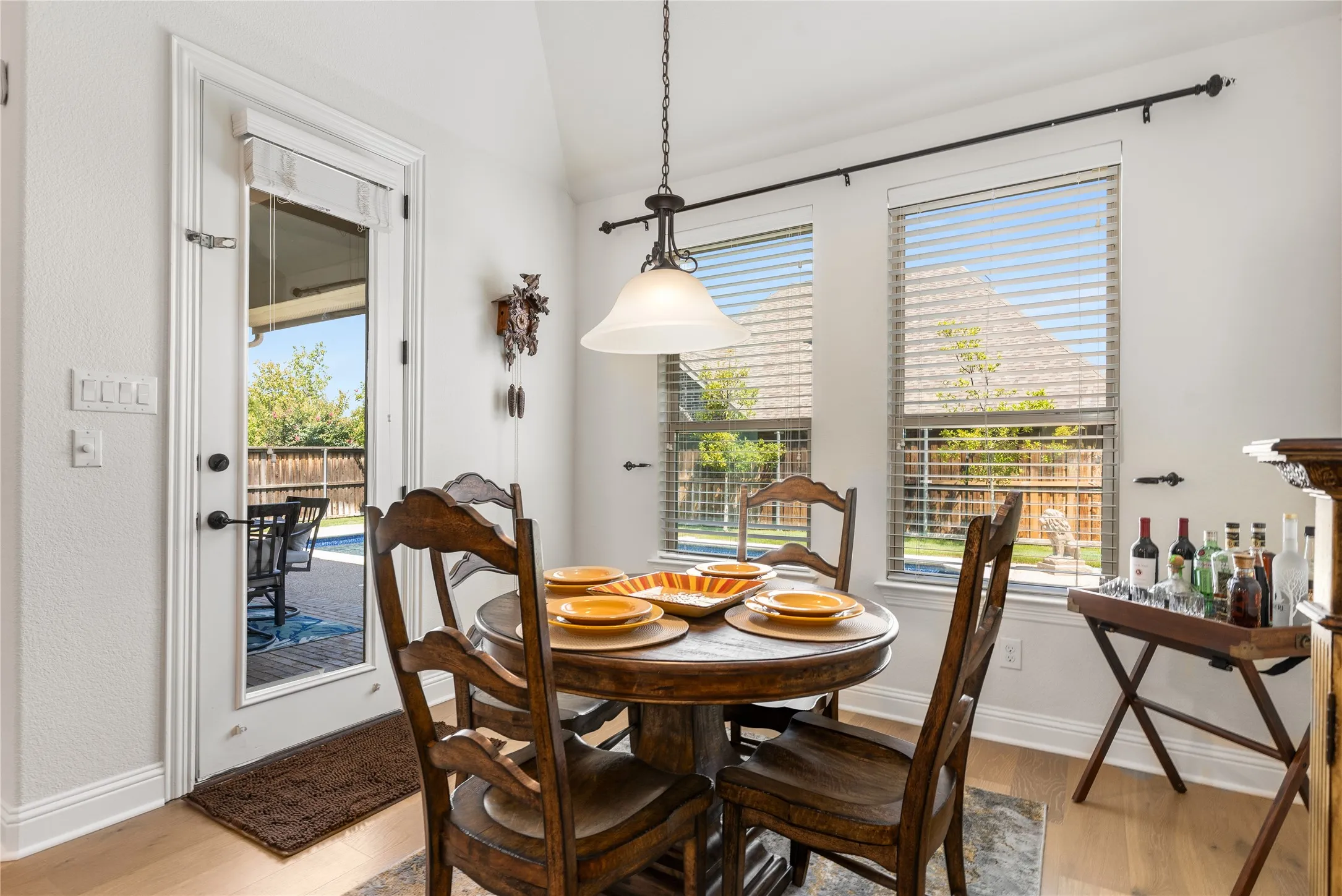 Single Family Residence For Sale in Tarrant County , 1112 Rhett Drive, Colleyville, Texas 76034, 4 Bedroom, 4 Bathroom, 2 Garage spaces, 2,908 Sqft, built in 2015, mls#21036653, Real Estate Agent in Colleyville, Homes For Sale in Tarrant county, Homes For Sale in Colleyville, Realtor in Colleyville Texas, Real Estate Brokerage Independent Realty Texas, Luminita Cordes Realtor