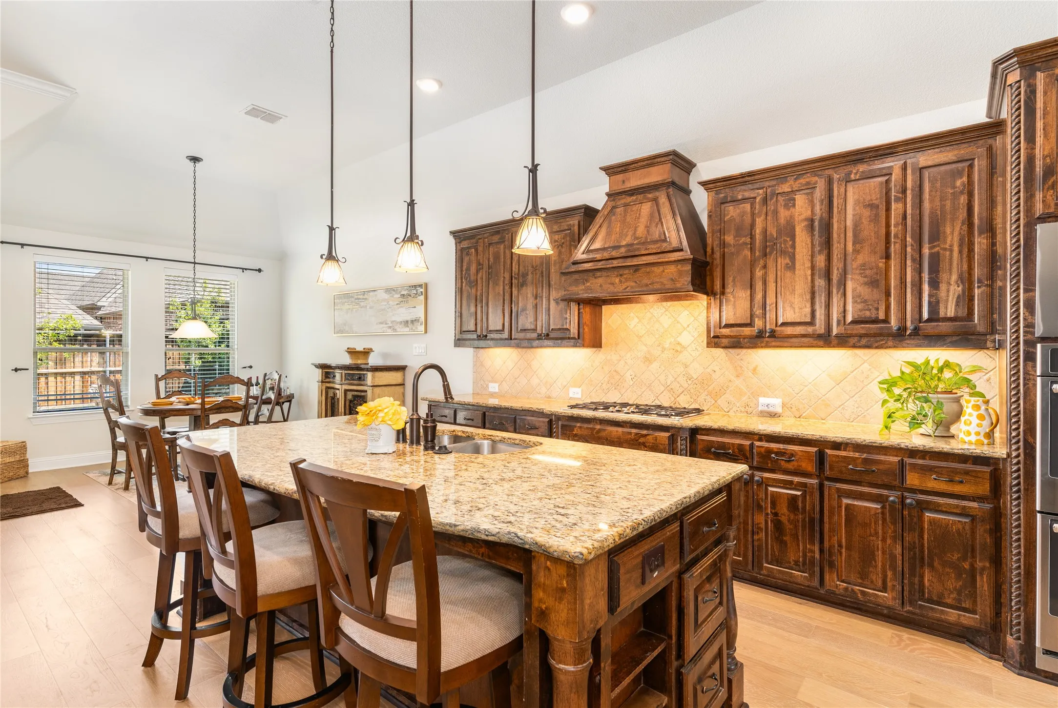 Single Family Residence For Sale in Tarrant County , 1112 Rhett Drive, Colleyville, Texas 76034, 4 Bedroom, 4 Bathroom, 2 Garage spaces, 2,908 Sqft, built in 2015, mls#21036653, Real Estate Agent in Colleyville, Homes For Sale in Tarrant county, Homes For Sale in Colleyville, Realtor in Colleyville Texas, Real Estate Brokerage Independent Realty Texas, Luminita Cordes Realtor