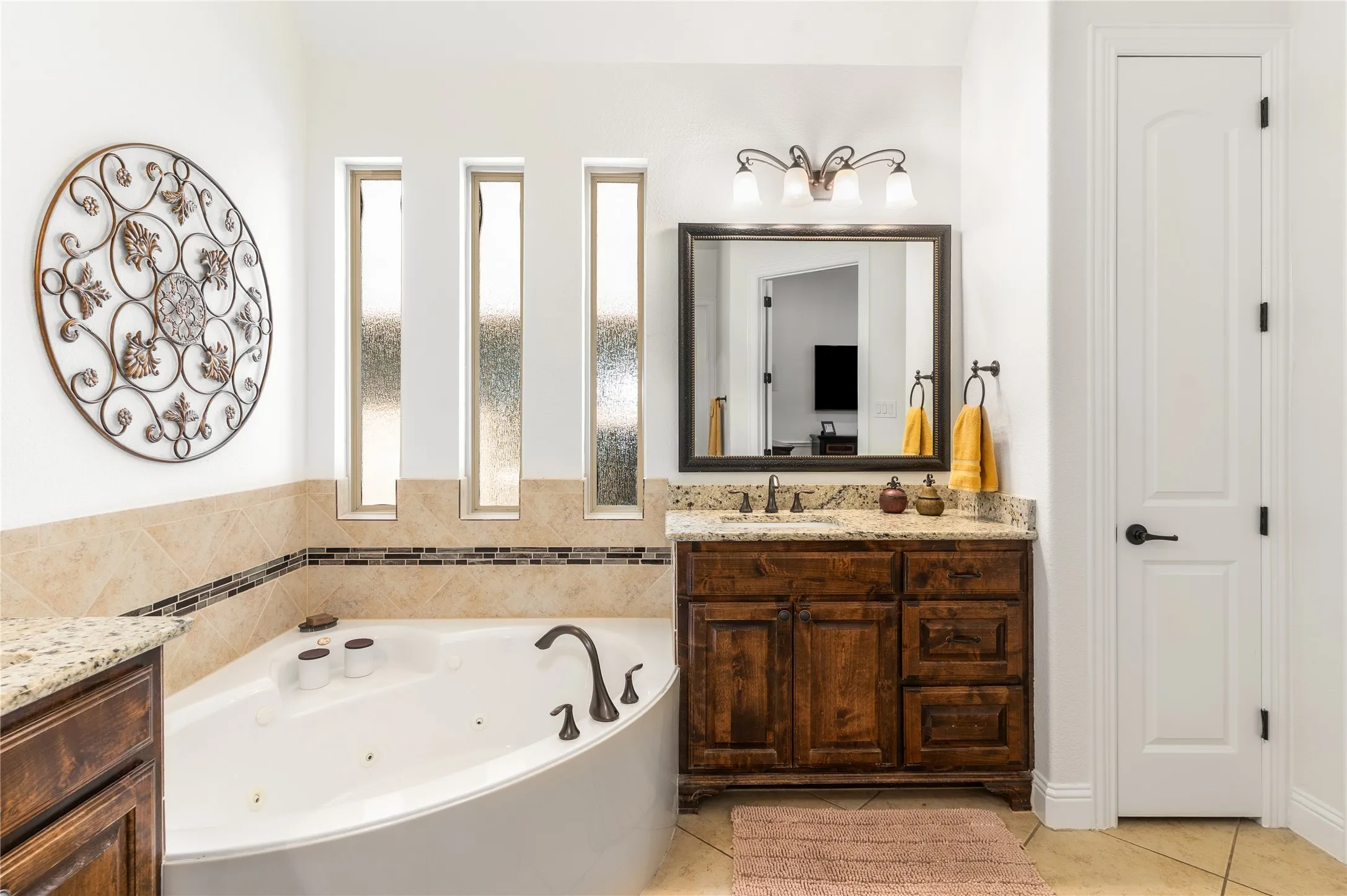 Single Family Residence For Sale in Tarrant County , 1112 Rhett Drive, Colleyville, Texas 76034, 4 Bedroom, 4 Bathroom, 2 Garage spaces, 2,908 Sqft, built in 2015, mls#21036653, Real Estate Agent in Colleyville, Homes For Sale in Tarrant county, Homes For Sale in Colleyville, Realtor in Colleyville Texas, Real Estate Brokerage Independent Realty Texas, Luminita Cordes Realtor