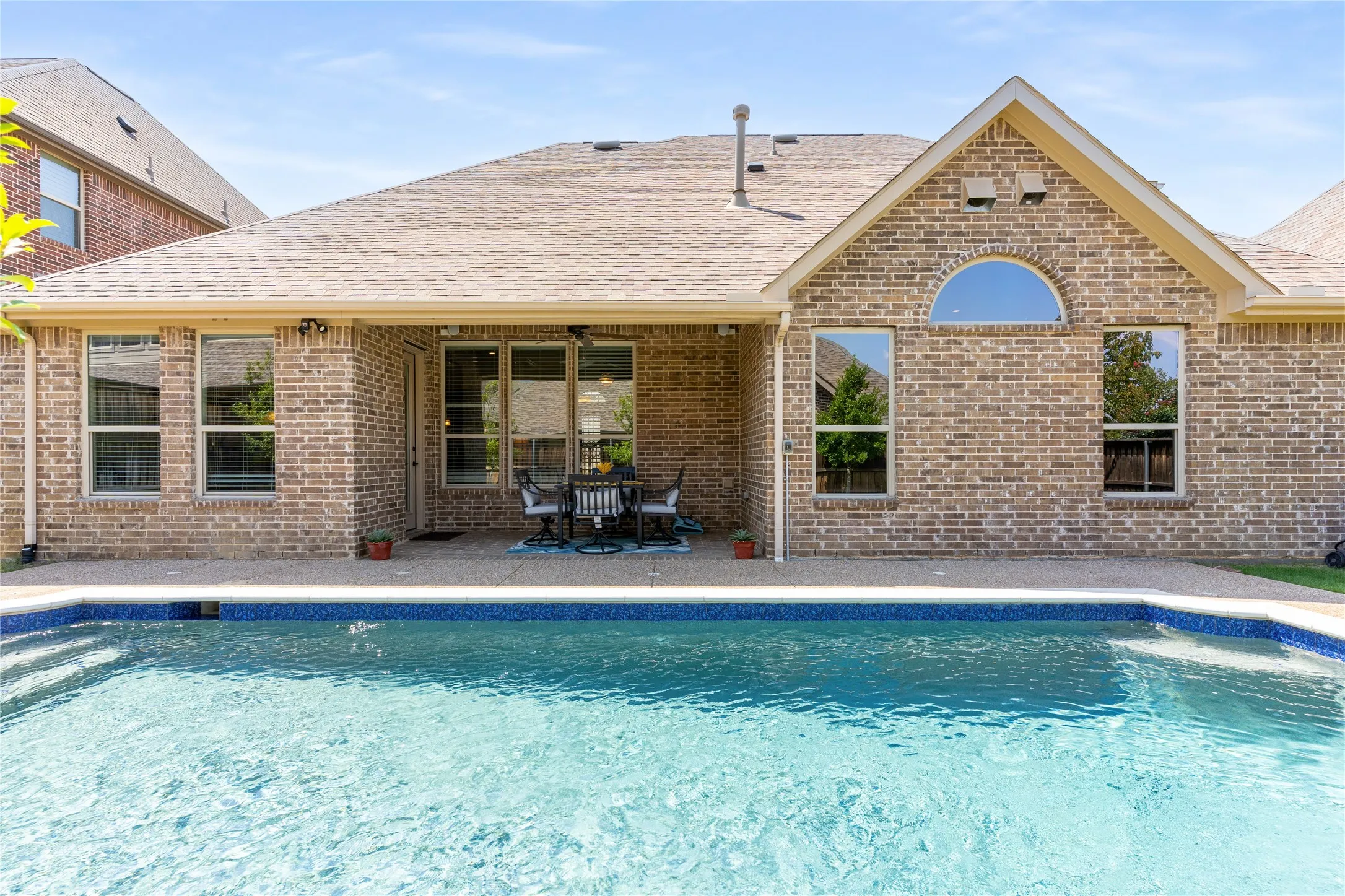 Single Family Residence For Sale in Tarrant County , 1112 Rhett Drive, Colleyville, Texas 76034, 4 Bedroom, 4 Bathroom, 2 Garage spaces, 2,908 Sqft, built in 2015, mls#21036653, Real Estate Agent in Colleyville, Homes For Sale in Tarrant county, Homes For Sale in Colleyville, Realtor in Colleyville Texas, Real Estate Brokerage Independent Realty Texas, Luminita Cordes Realtor