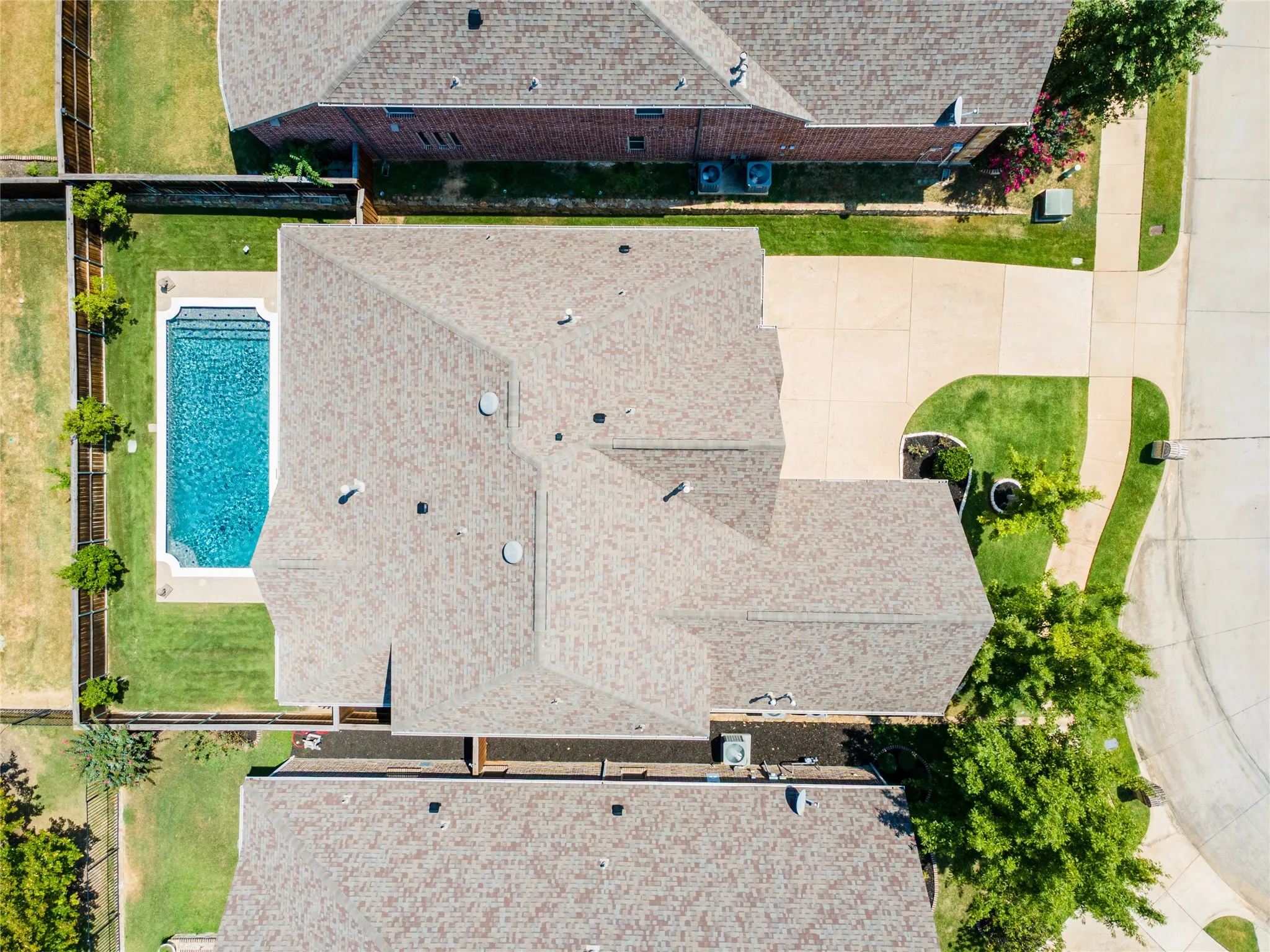 Single Family Residence For Sale in Tarrant County , 1112 Rhett Drive, Colleyville, Texas 76034, 4 Bedroom, 4 Bathroom, 2 Garage spaces, 2,908 Sqft, built in 2015, mls#21036653, Real Estate Agent in Colleyville, Homes For Sale in Tarrant county, Homes For Sale in Colleyville, Realtor in Colleyville Texas, Real Estate Brokerage Independent Realty Texas, Luminita Cordes Realtor
