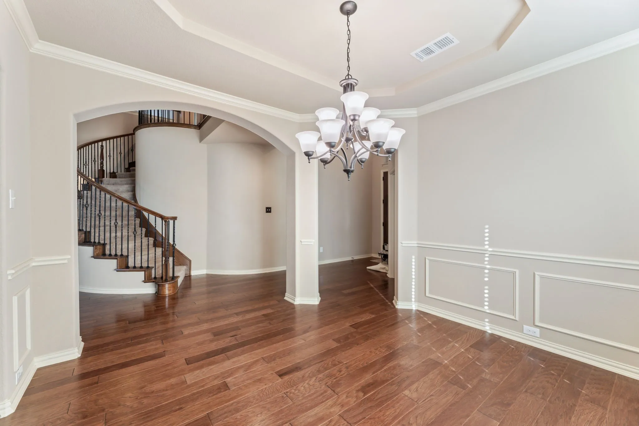 Single Family Residence For Sale in Kaufman County , 808 Goose Court, Forney, Texas 75126, 5 Bedroom, 4 Bathroom, 3 Garage spaces, 3,669 Sqft, built in 2014, mls#21039294, Real Estate Agent in Forney, Homes For Sale in Kaufman county, Homes For Sale in Forney, Realtor in Forney Texas, Real Estate Brokerage Independent Realty Texas, Luminita Cordes Realtor