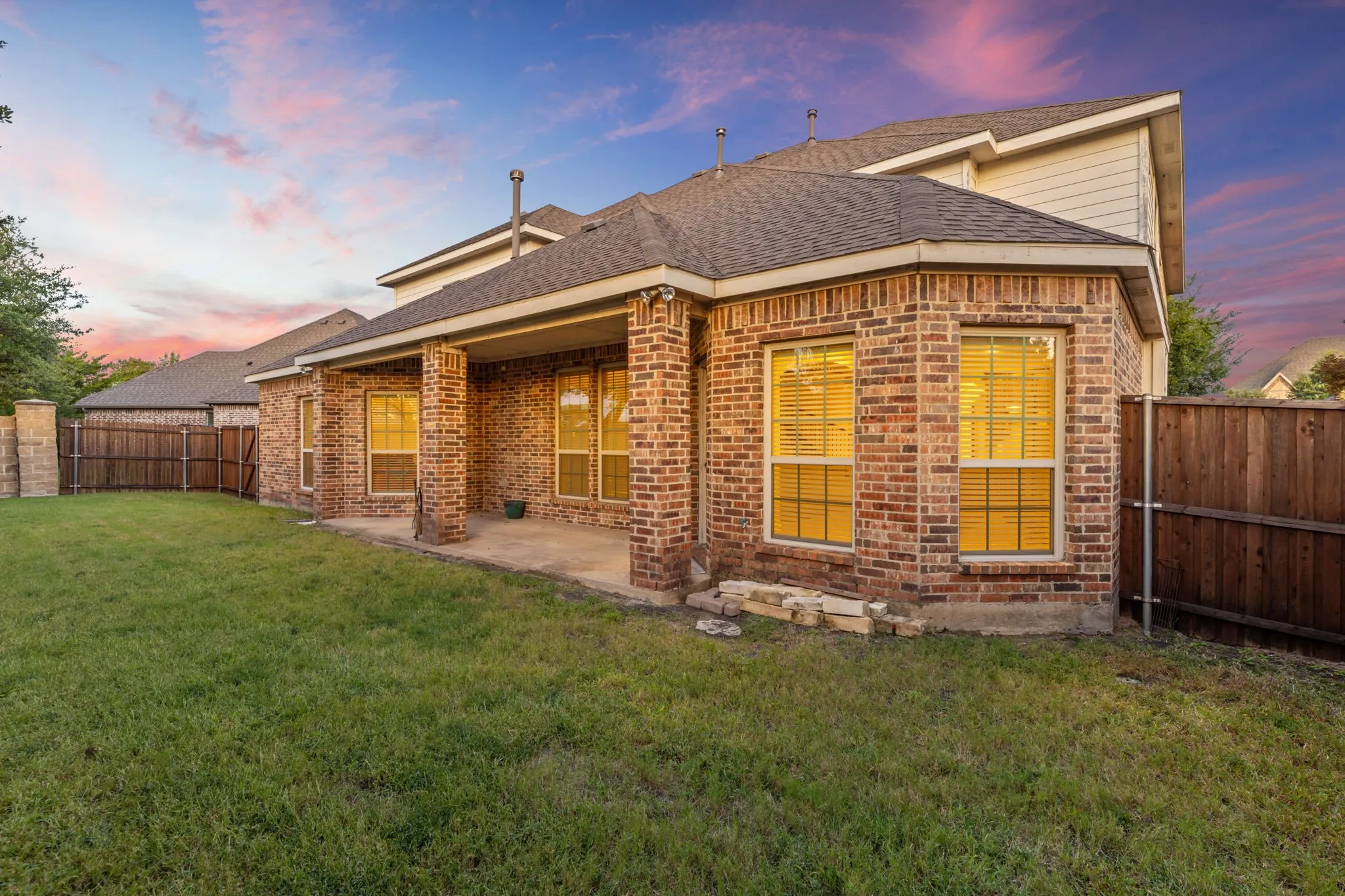 Single Family Residence For Sale in Kaufman County , 808 Goose Court, Forney, Texas 75126, 5 Bedroom, 4 Bathroom, 3 Garage spaces, 3,669 Sqft, built in 2014, mls#21039294, Real Estate Agent in Forney, Homes For Sale in Kaufman county, Homes For Sale in Forney, Realtor in Forney Texas, Real Estate Brokerage Independent Realty Texas, Luminita Cordes Realtor