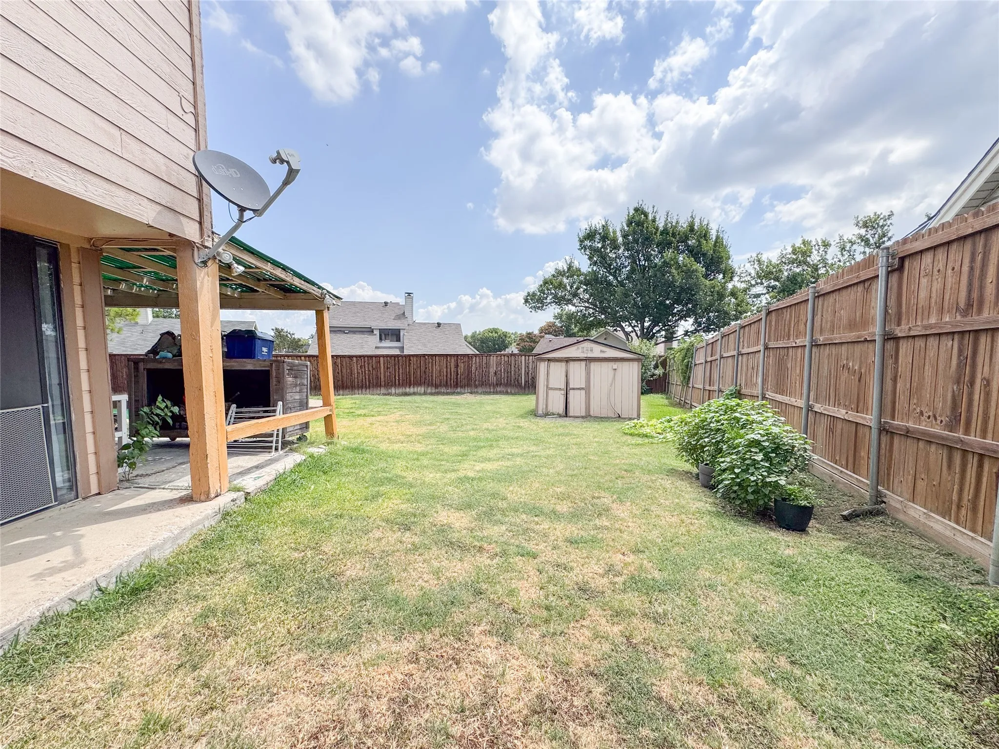 Single Family Residence For Sale in Denton County , 1204 Marcus Court, Flower Mound, Texas 75028, 3 Bedroom, 2 Bathroom, 2 Garage spaces, 1,580 Sqft, built in 1985, mls#21039627, Real Estate Agent in Flower Mound, Homes For Sale in Denton county, Homes For Sale in Flower Mound, Realtor in Flower Mound Texas, Real Estate Brokerage Independent Realty Texas, Luminita Cordes Realtor