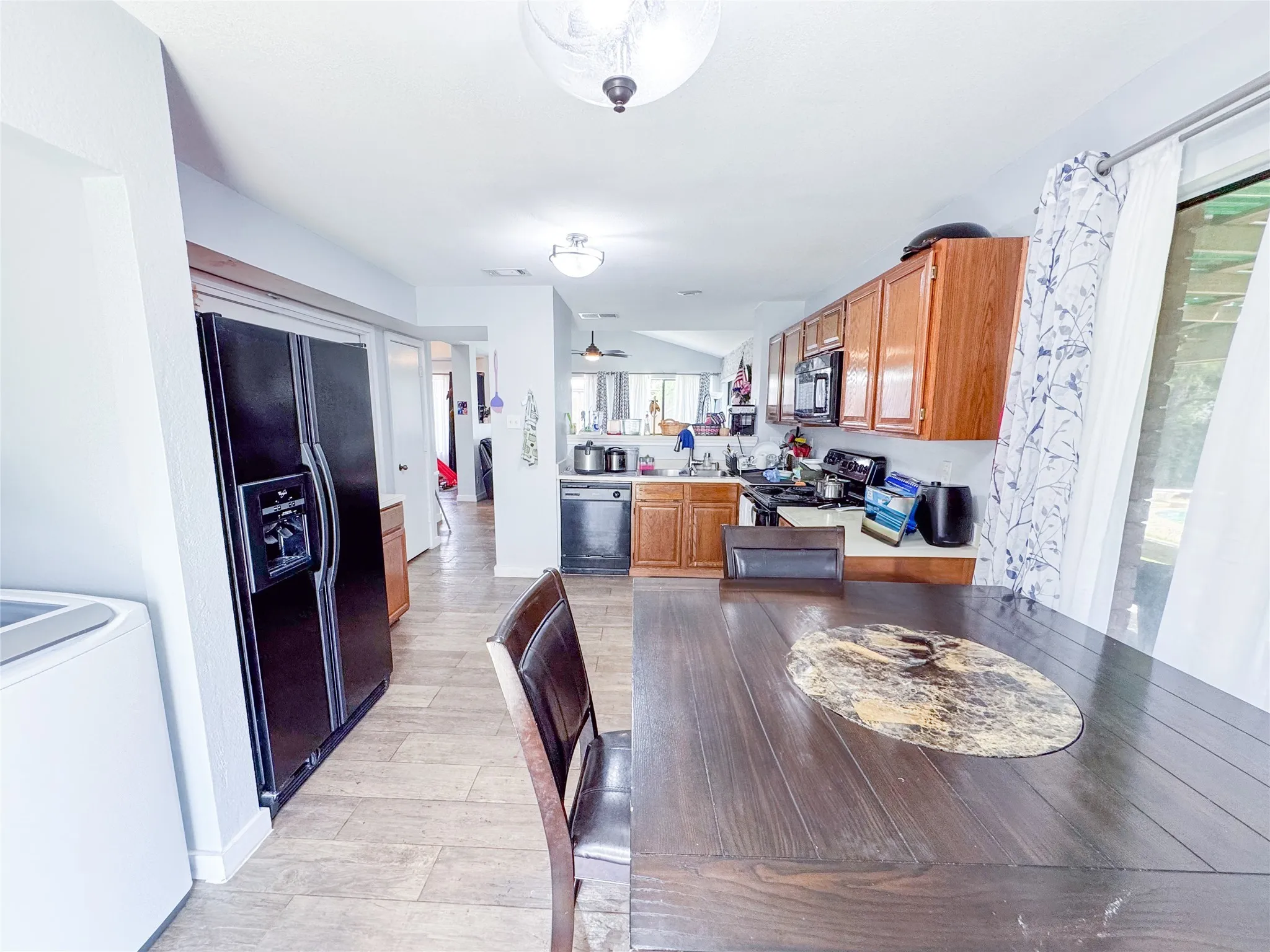 Single Family Residence For Sale in Denton County , 1204 Marcus Court, Flower Mound, Texas 75028, 3 Bedroom, 2 Bathroom, 2 Garage spaces, 1,580 Sqft, built in 1985, mls#21039627, Real Estate Agent in Flower Mound, Homes For Sale in Denton county, Homes For Sale in Flower Mound, Realtor in Flower Mound Texas, Real Estate Brokerage Independent Realty Texas, Luminita Cordes Realtor