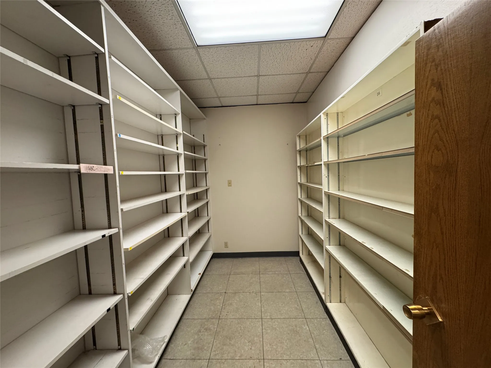 Office For Rent in Taylor County , 3402 S 14th Street, Abilene, Texas 79605, 0, 0, Garage spaces, 0 Sqft, built in 1972, Preowned, mls#21039665, Real Estate Agent in Abilene, Homes For Rent in Taylor county, Homes For Rent in Abilene, Realtor in Abilene Texas, Real Estate Brokerage Independent Realty Texas, Luminita Cordes Realtor