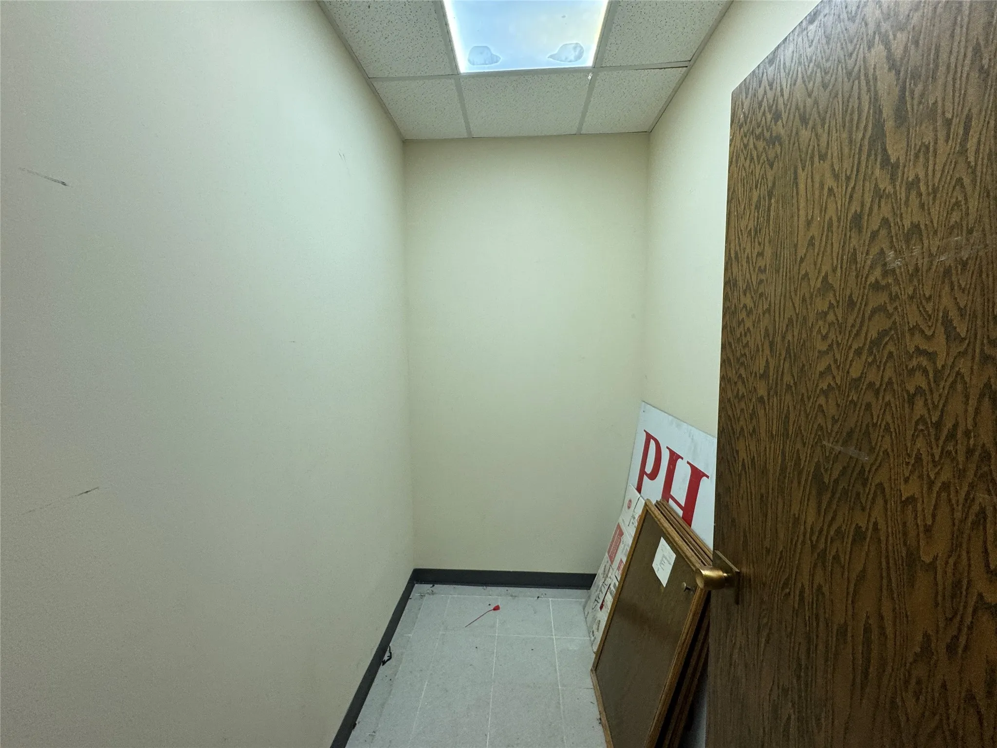 Office For Rent in Taylor County , 3402 S 14th Street, Abilene, Texas 79605, 0, 0, Garage spaces, 0 Sqft, built in 1972, Preowned, mls#21039665, Real Estate Agent in Abilene, Homes For Rent in Taylor county, Homes For Rent in Abilene, Realtor in Abilene Texas, Real Estate Brokerage Independent Realty Texas, Luminita Cordes Realtor