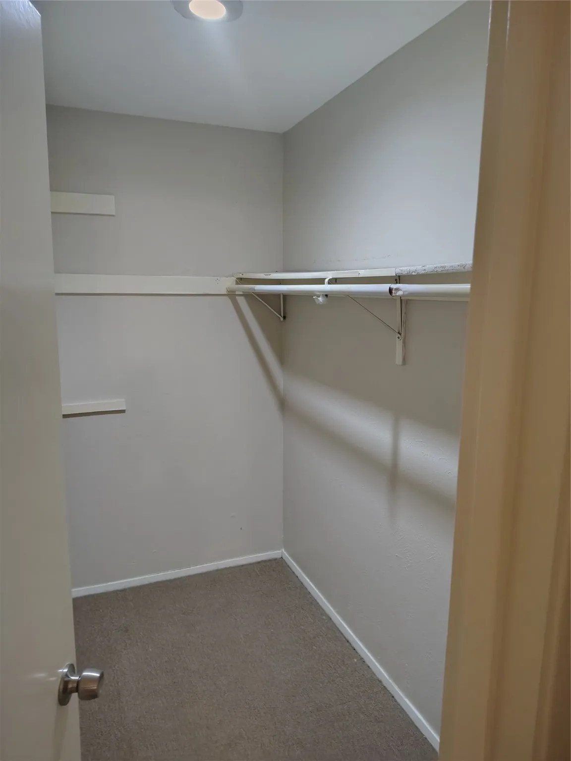 Condominium For Sale in Dallas County , 13849 Leinsper Green Street, Dallas, Texas 75240, 3 Bedroom, 2 Bathroom, Garage spaces, 1,170 Sqft, built in 1969, mls#21039254, Real Estate Agent in Dallas, Homes For Sale in Dallas county, Homes For Sale in Dallas, Realtor in Dallas Texas, Real Estate Brokerage Independent Realty Texas, Luminita Cordes Realtor