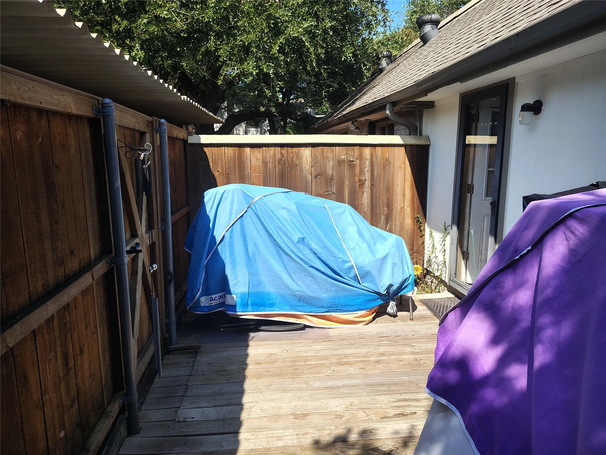 Condominium For Sale in Dallas County , 13849 Leinsper Green Street, Dallas, Texas 75240, 3 Bedroom, 2 Bathroom, Garage spaces, 1,170 Sqft, built in 1969, mls#21039254, Real Estate Agent in Dallas, Homes For Sale in Dallas county, Homes For Sale in Dallas, Realtor in Dallas Texas, Real Estate Brokerage Independent Realty Texas, Luminita Cordes Realtor
