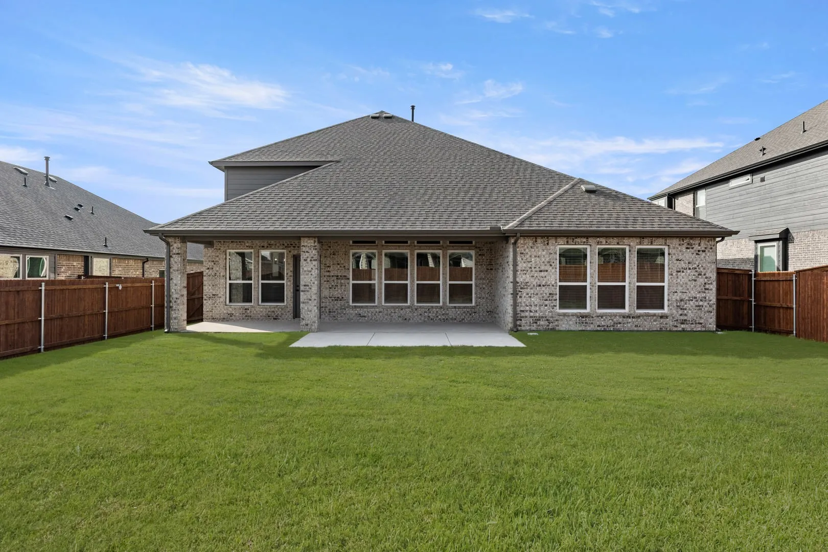 3_3723 Ironwood-Back-2