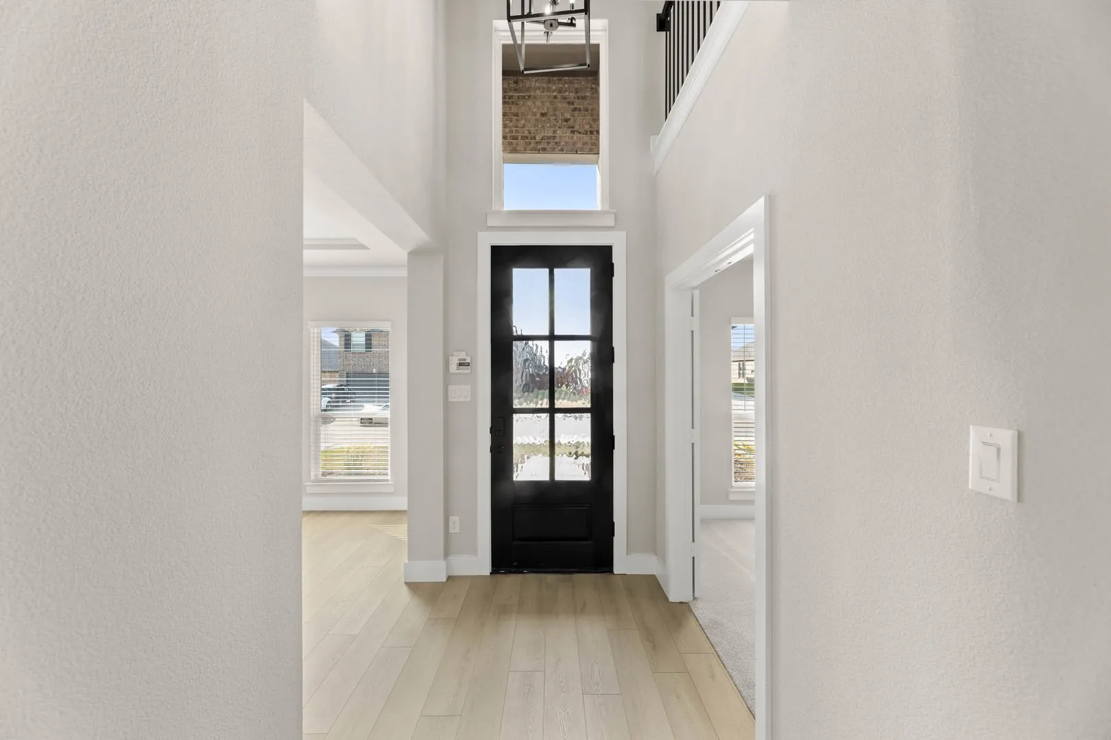 5_3723 Ironwood-Entry-1