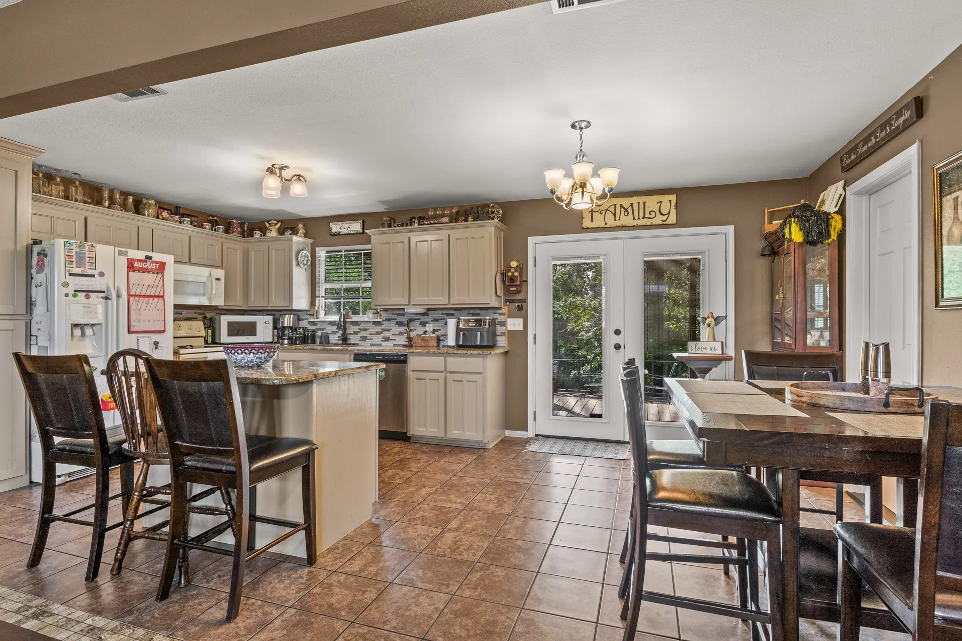 Single Family Residence For Sale in Camp County , 509 County Road 1309, Pittsburg, Texas 75686, 3 Bedroom, 3 Bathroom, Garage spaces, 1,508 Sqft, built in 2006, mls#21038808, Real Estate Agent in Pittsburg, Homes For Sale in Camp county, Homes For Sale in Pittsburg, Realtor in Pittsburg Texas, Real Estate Brokerage Independent Realty Texas, Luminita Cordes Realtor