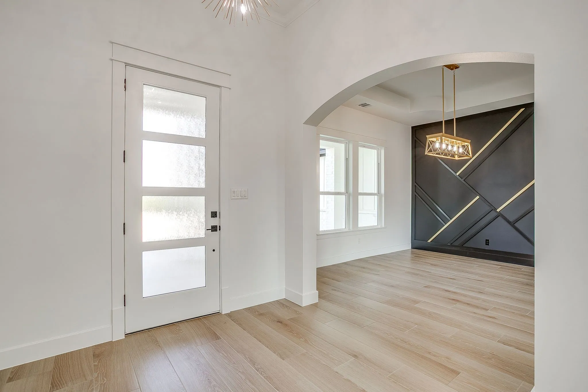 Single Family Residence For Sale in Parker County , 240 Latigo Way, Weatherford, Texas 76088, 4 Bedroom, 3 Bathroom, 2 Garage spaces, 2,568 Sqft, built in 2025, New Construction - Complete, mls#21032037, Real Estate Agent in Weatherford, Homes For Sale in Parker county, Homes For Sale in Weatherford, Realtor in Weatherford Texas, Real Estate Brokerage Independent Realty Texas, Luminita Cordes Realtor