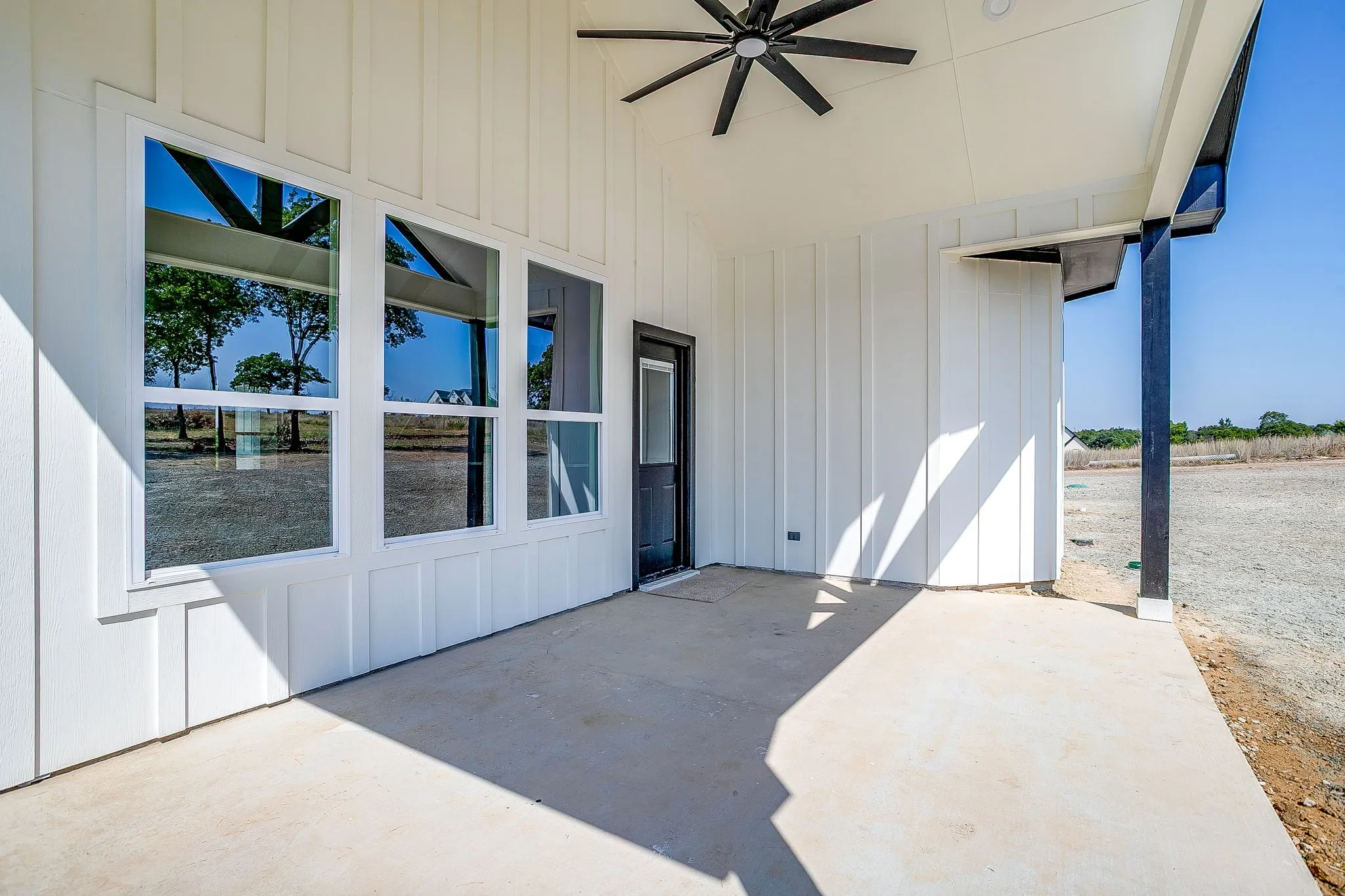 Single Family Residence For Sale in Parker County , 240 Latigo Way, Weatherford, Texas 76088, 4 Bedroom, 3 Bathroom, 2 Garage spaces, 2,568 Sqft, built in 2025, New Construction - Complete, mls#21032037, Real Estate Agent in Weatherford, Homes For Sale in Parker county, Homes For Sale in Weatherford, Realtor in Weatherford Texas, Real Estate Brokerage Independent Realty Texas, Luminita Cordes Realtor