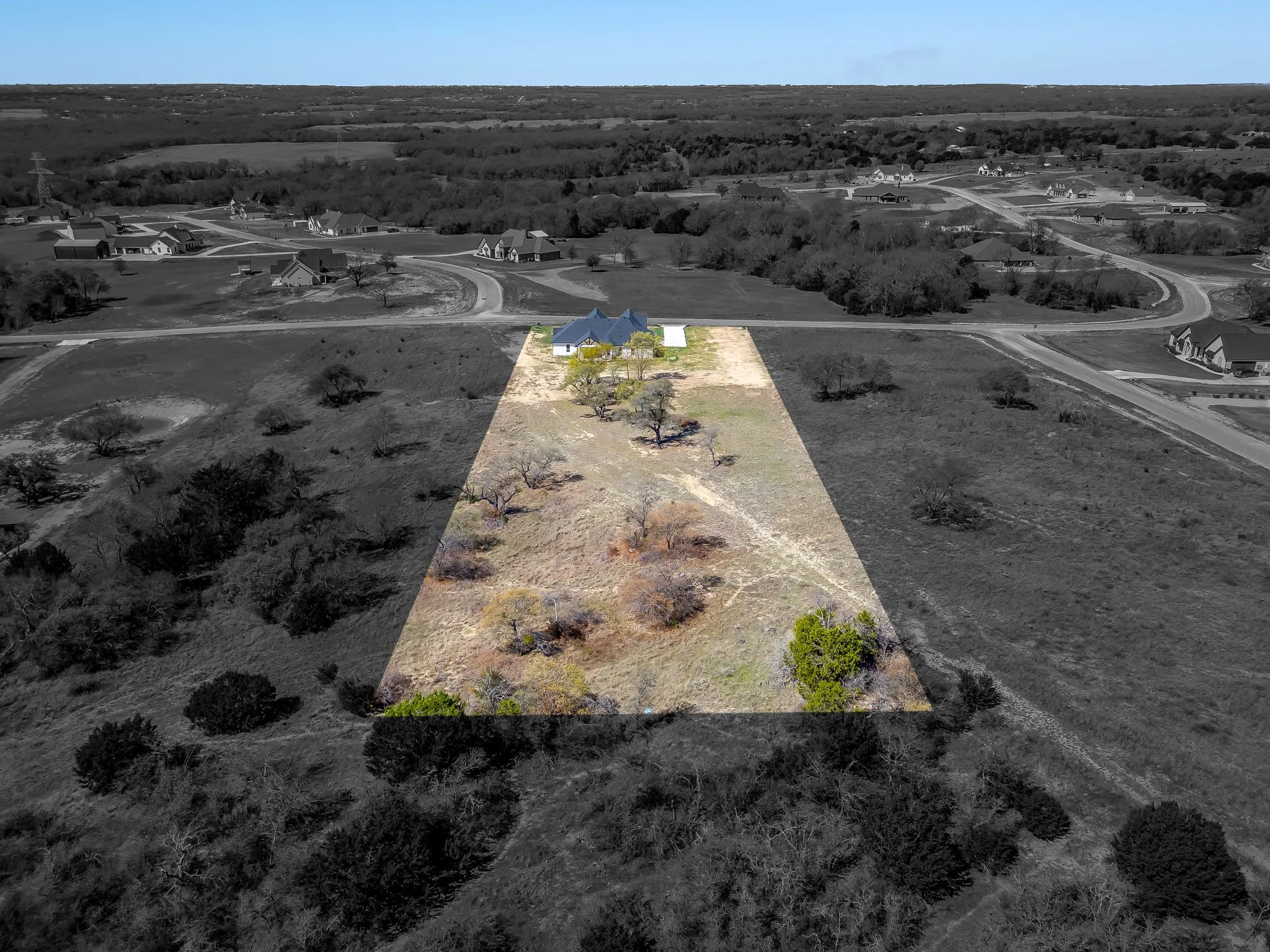 Single Family Residence For Sale in Parker County , 240 Latigo Way, Weatherford, Texas 76088, 4 Bedroom, 3 Bathroom, 2 Garage spaces, 2,568 Sqft, built in 2025, New Construction - Complete, mls#21032037, Real Estate Agent in Weatherford, Homes For Sale in Parker county, Homes For Sale in Weatherford, Realtor in Weatherford Texas, Real Estate Brokerage Independent Realty Texas, Luminita Cordes Realtor