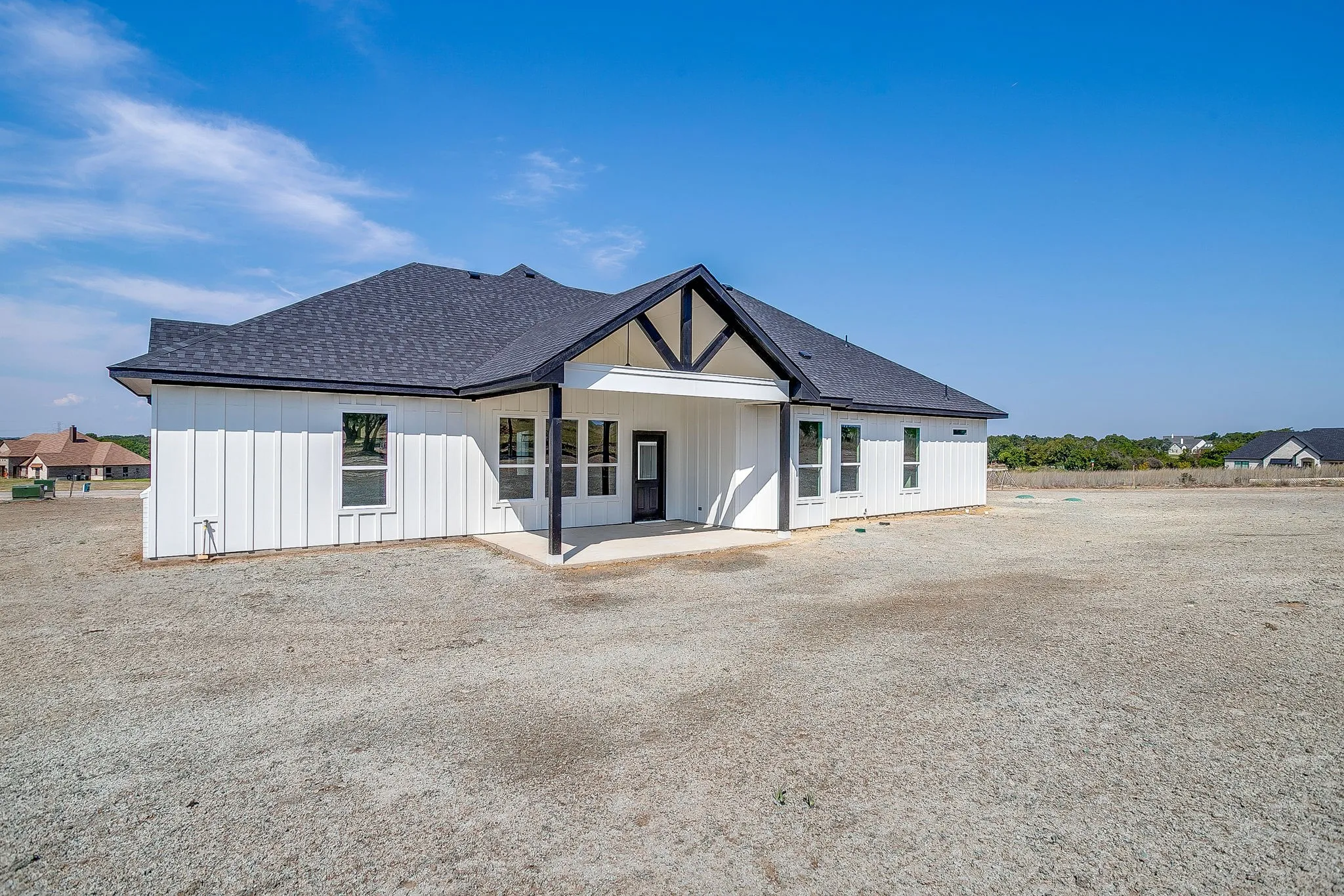 Single Family Residence For Sale in Parker County , 240 Latigo Way, Weatherford, Texas 76088, 4 Bedroom, 3 Bathroom, 2 Garage spaces, 2,568 Sqft, built in 2025, New Construction - Complete, mls#21032037, Real Estate Agent in Weatherford, Homes For Sale in Parker county, Homes For Sale in Weatherford, Realtor in Weatherford Texas, Real Estate Brokerage Independent Realty Texas, Luminita Cordes Realtor