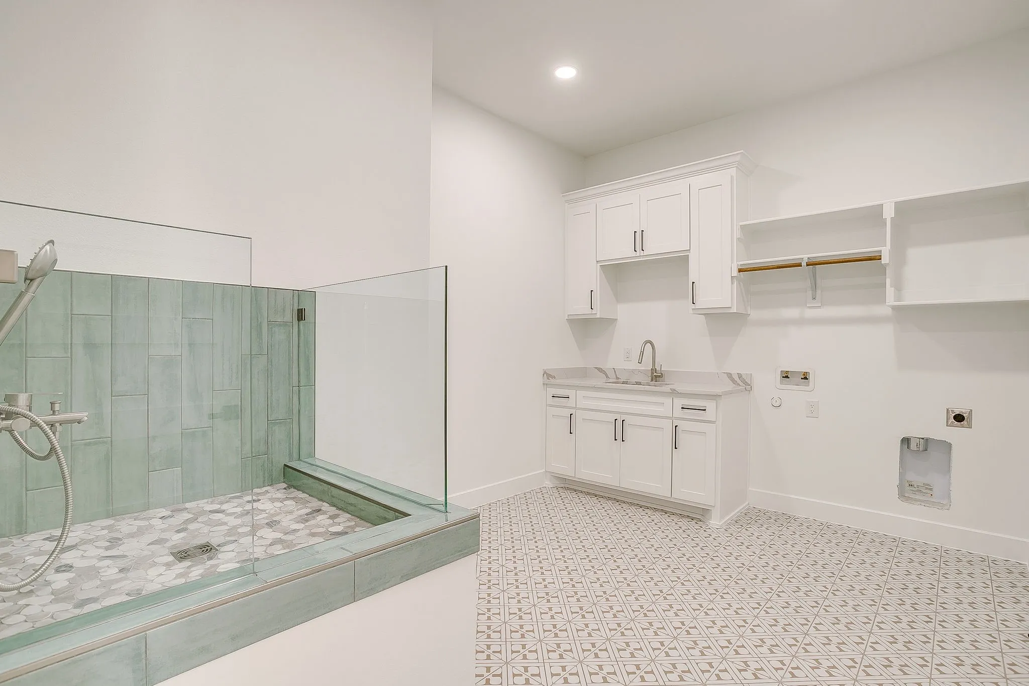 Single Family Residence For Sale in Parker County , 240 Latigo Way, Weatherford, Texas 76088, 4 Bedroom, 3 Bathroom, 2 Garage spaces, 2,568 Sqft, built in 2025, New Construction - Complete, mls#21032037, Real Estate Agent in Weatherford, Homes For Sale in Parker county, Homes For Sale in Weatherford, Realtor in Weatherford Texas, Real Estate Brokerage Independent Realty Texas, Luminita Cordes Realtor