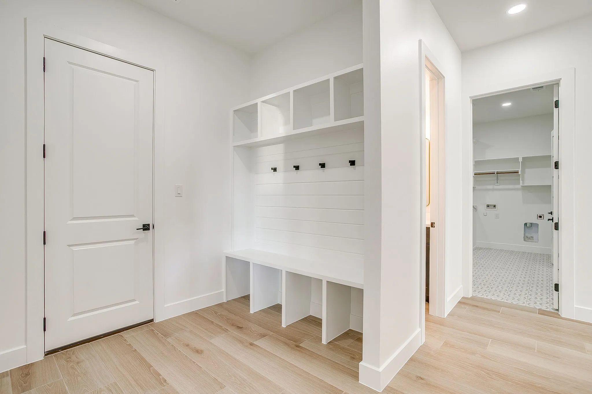 Single Family Residence For Sale in Parker County , 240 Latigo Way, Weatherford, Texas 76088, 4 Bedroom, 3 Bathroom, 2 Garage spaces, 2,568 Sqft, built in 2025, New Construction - Complete, mls#21032037, Real Estate Agent in Weatherford, Homes For Sale in Parker county, Homes For Sale in Weatherford, Realtor in Weatherford Texas, Real Estate Brokerage Independent Realty Texas, Luminita Cordes Realtor